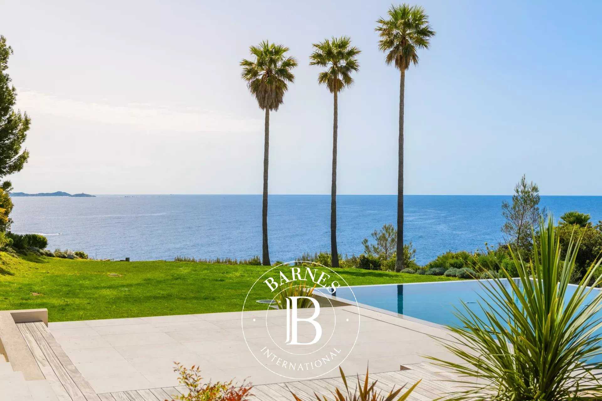 House Saint-Cyr-sur-Mer  -  ref 85635176 (picture 1)