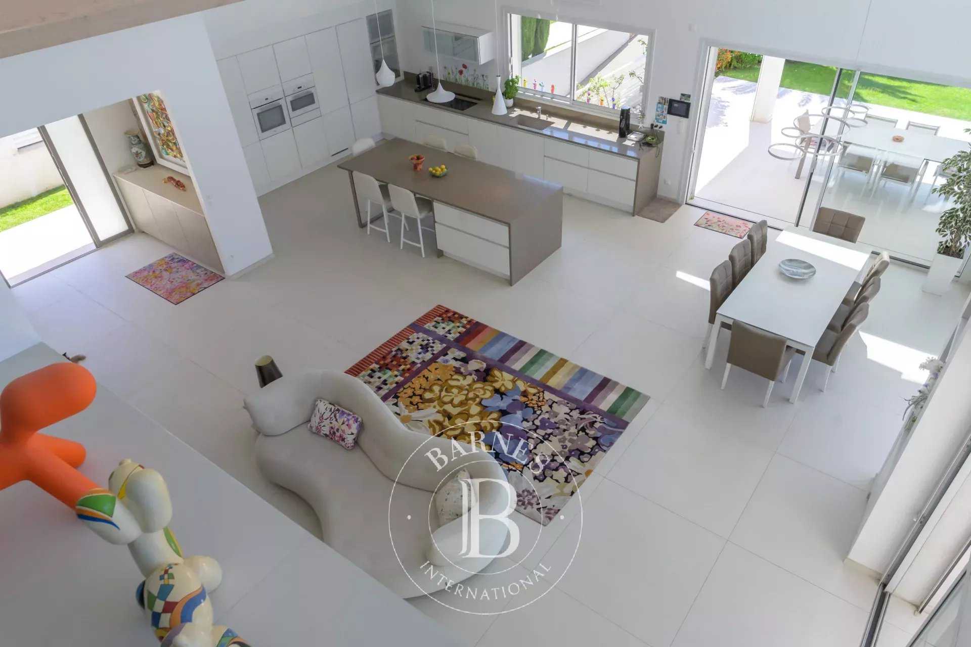 Villa Saint-Cyr-sur-Mer  -  ref 86083750 (picture 2)