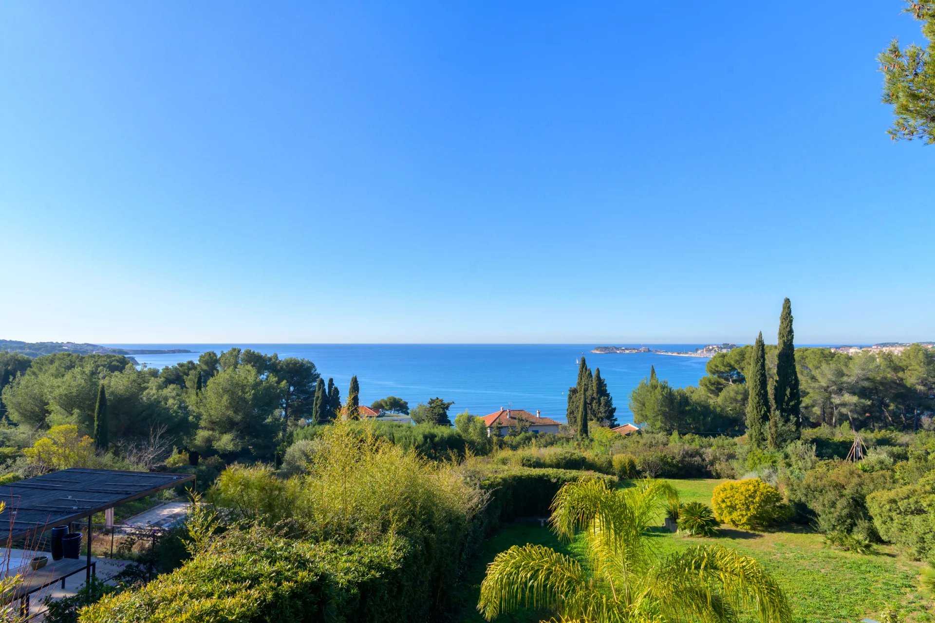 Villa Sanary-sur-Mer  -  ref 85637030 (picture 2)