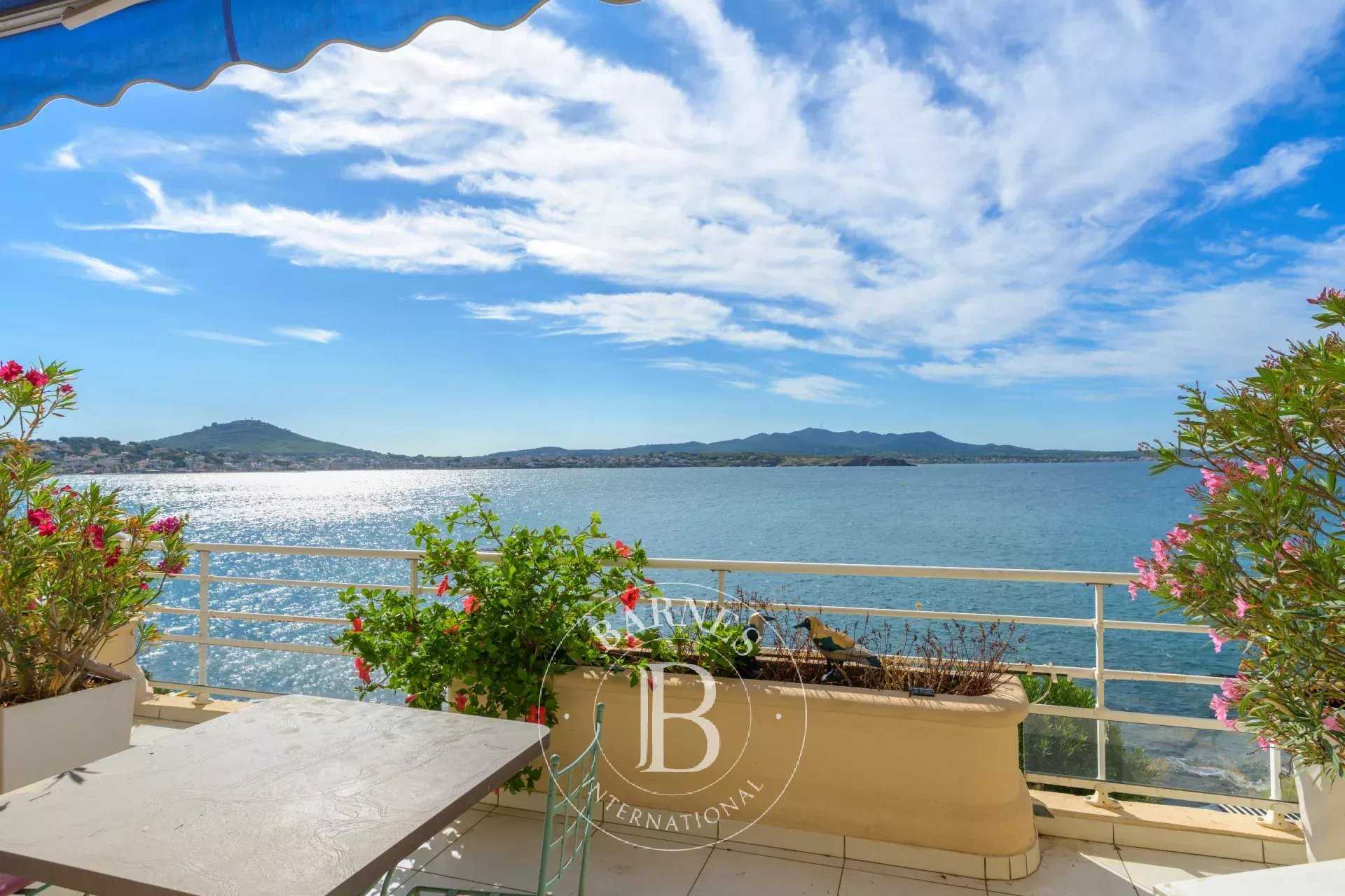 Appartement Sanary-sur-Mer  -  ref 86172227 (picture 1)