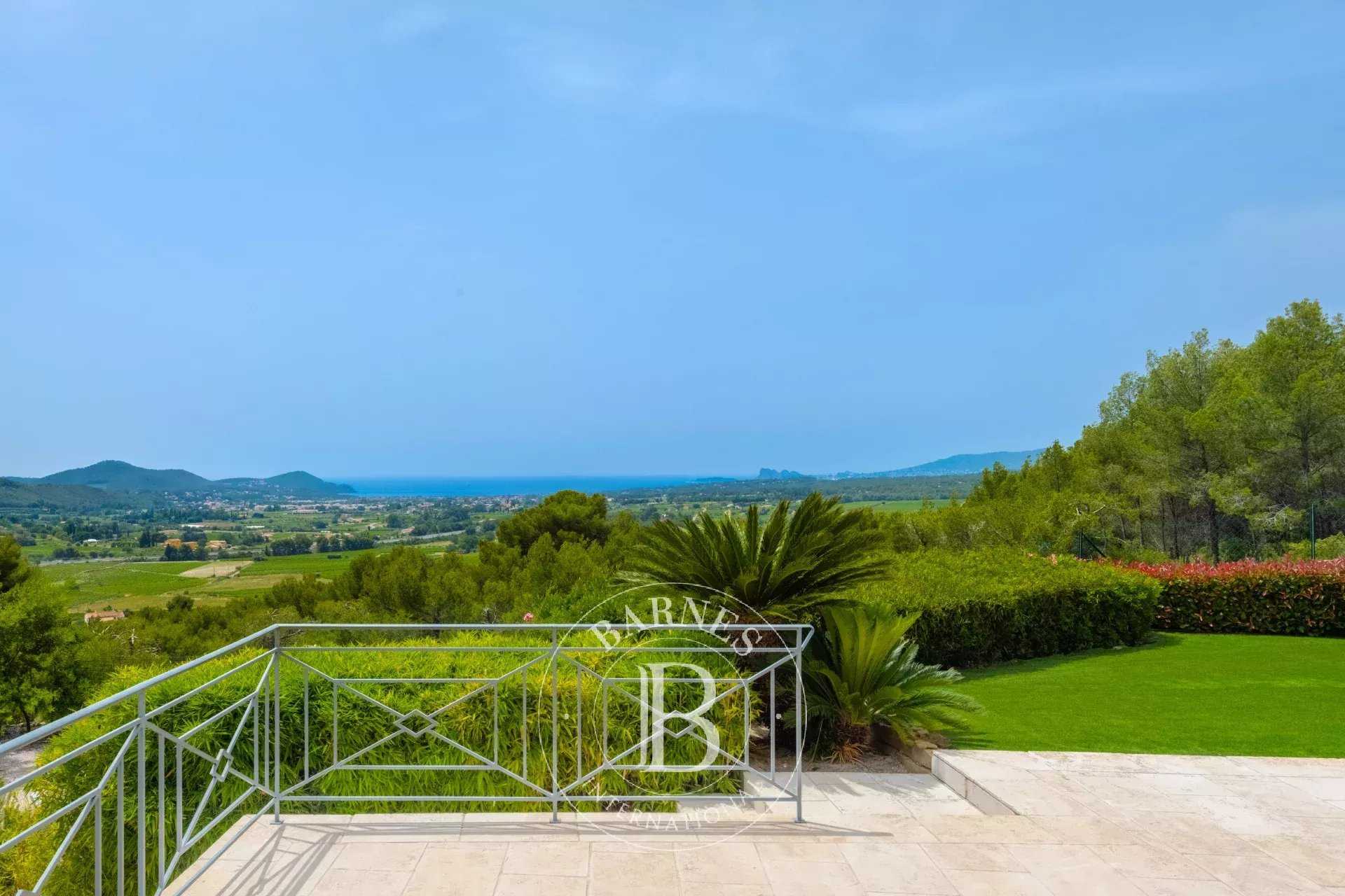 Villa La Cadière-d'Azur  -  ref 82885096 (picture 2)