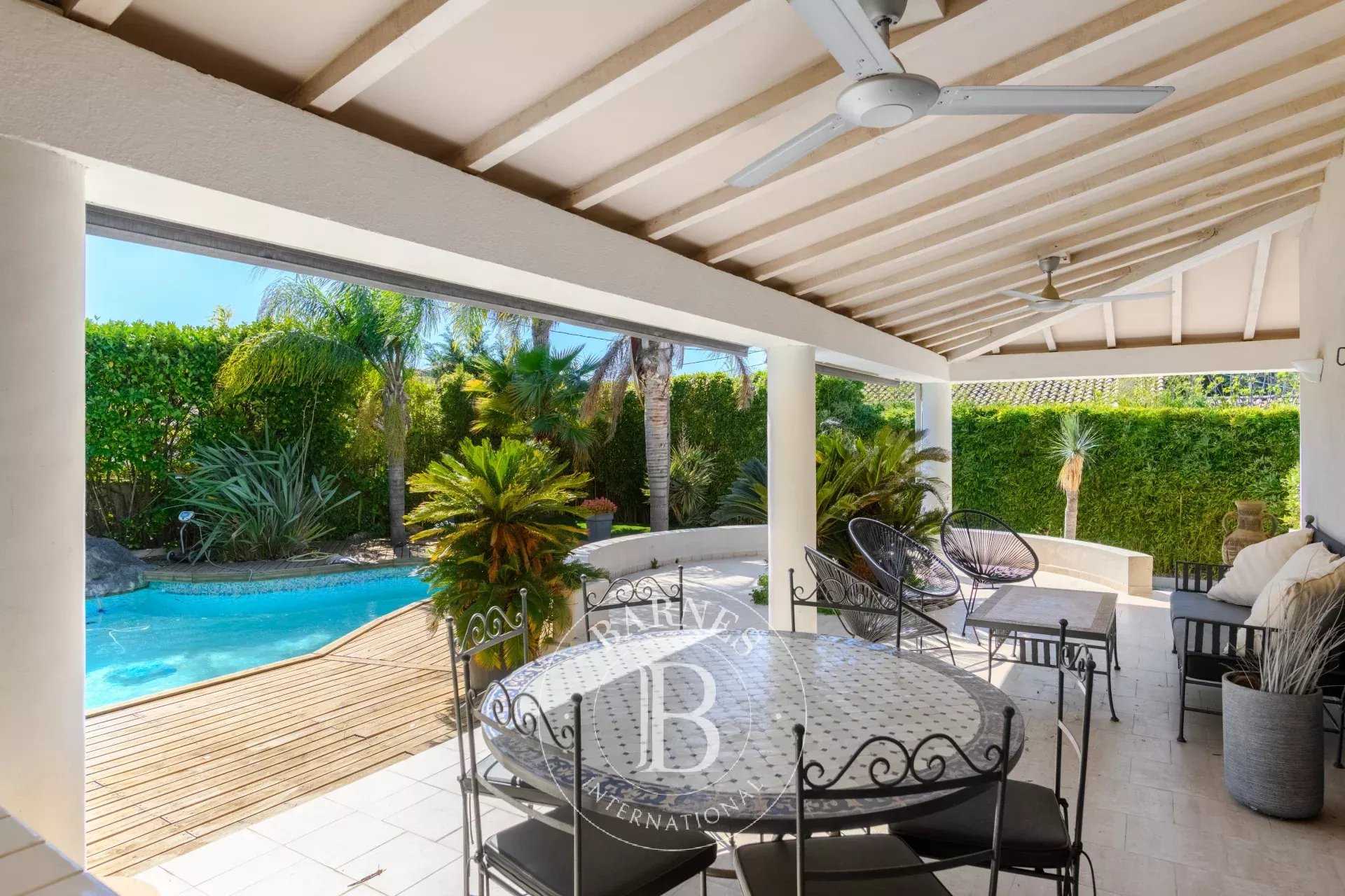 Villa Six-Fours-les-Plages  -  ref 86880513 (picture 3)