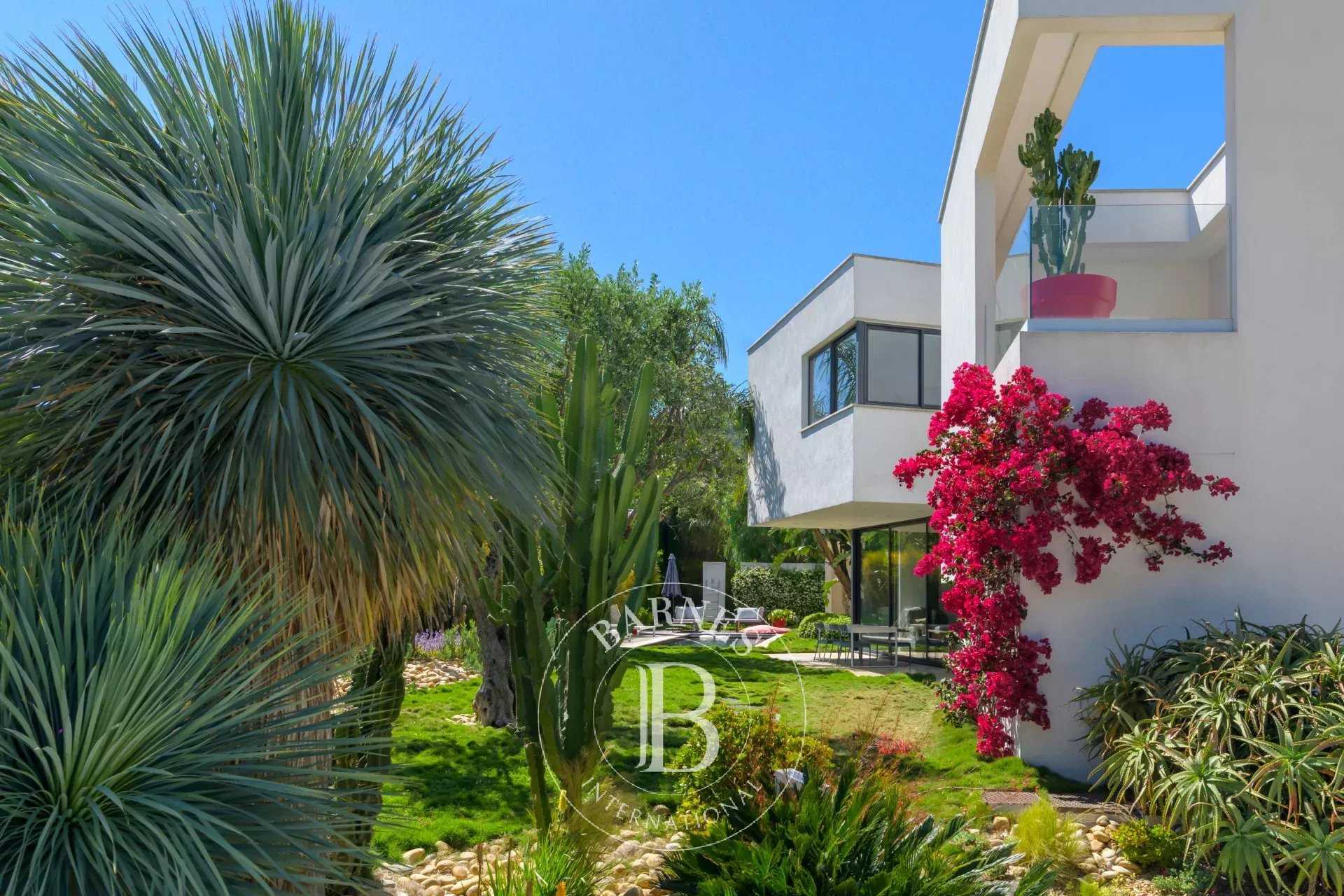 Maison Hyères  -  ref 85967139 (picture 1)