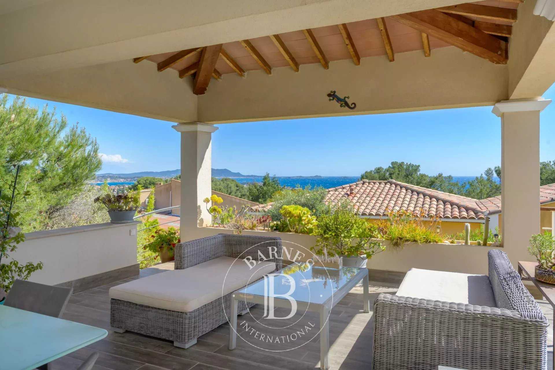 Villa Bandol  -  ref 84610350 (picture 2)