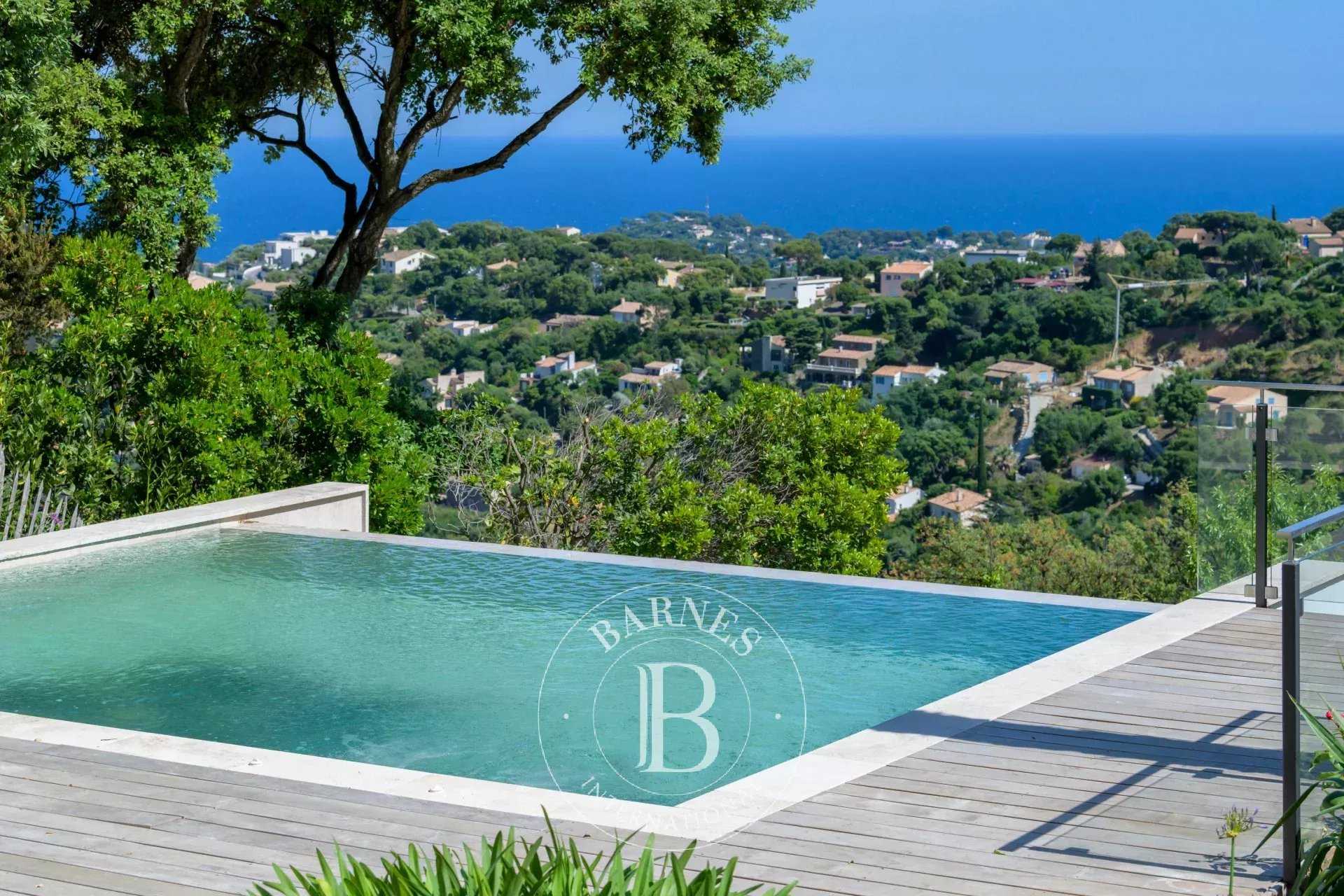 Villa Cavalaire-sur-Mer  -  ref 85862801 (picture 1)