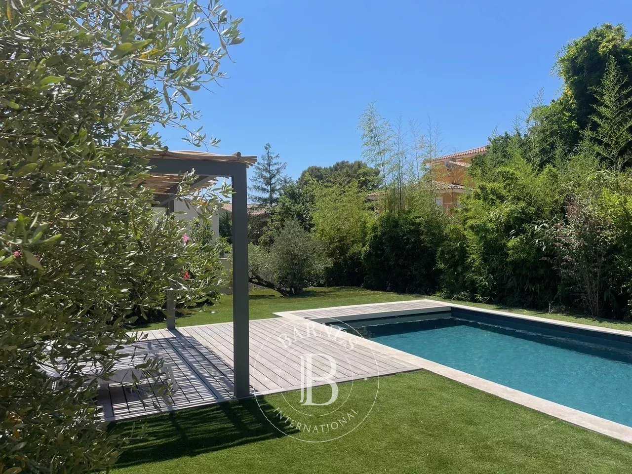Villa Carqueiranne  -  ref 83574382 (picture 2)