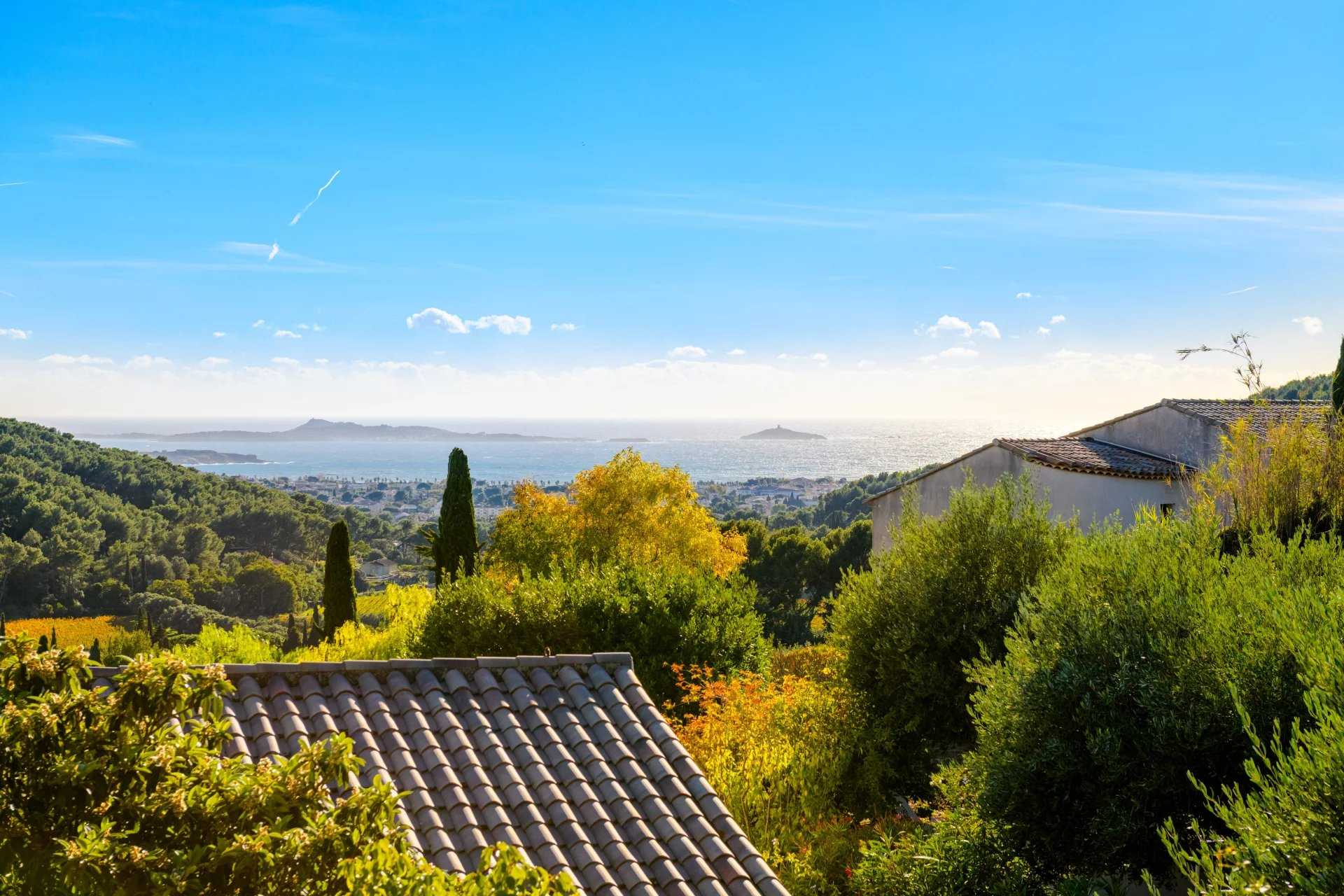 Villa Sanary-sur-Mer  -  ref 86423493 (picture 1)