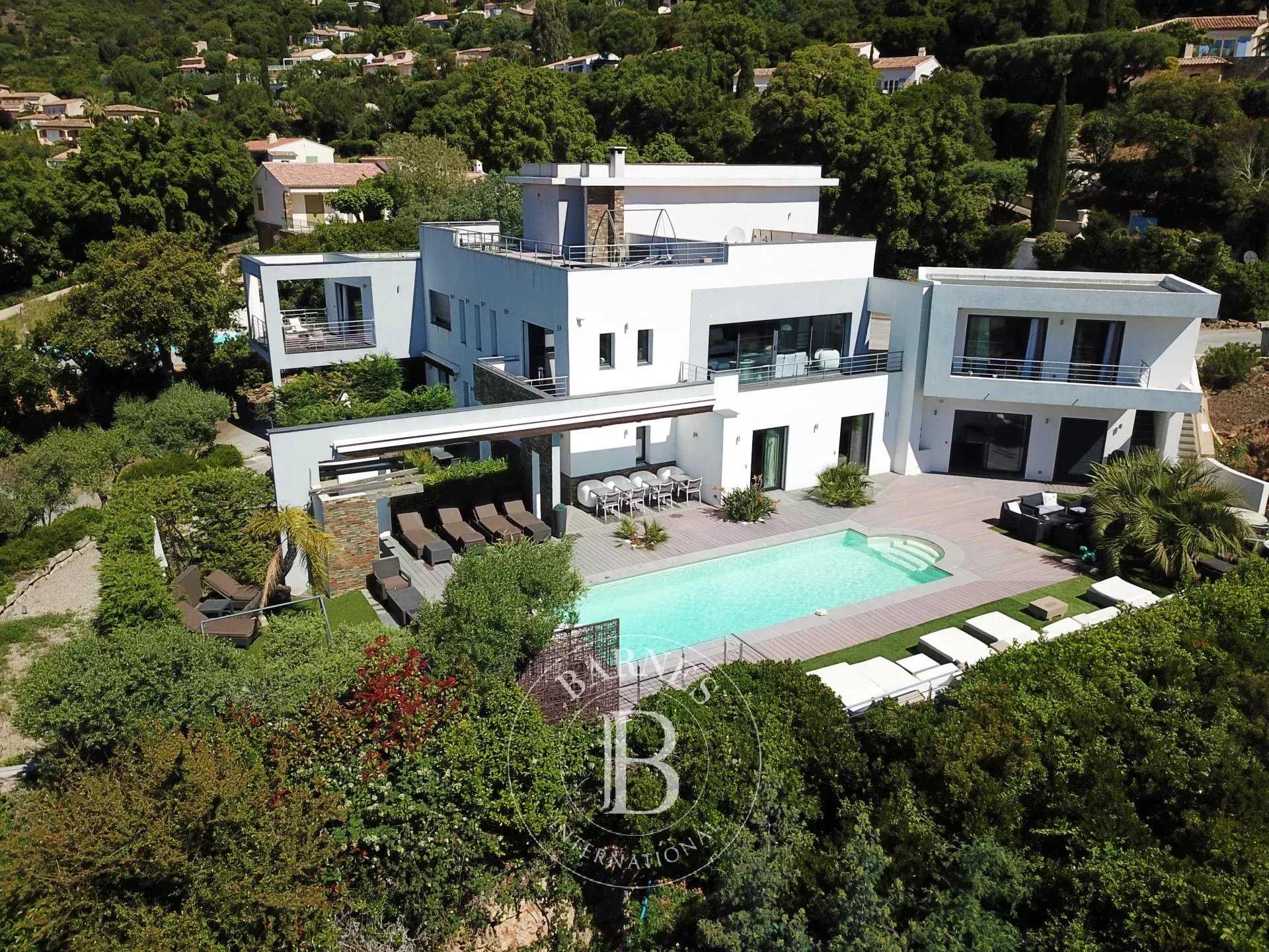 Villa Cavalaire-sur-Mer  -  ref 7941702 (picture 2)