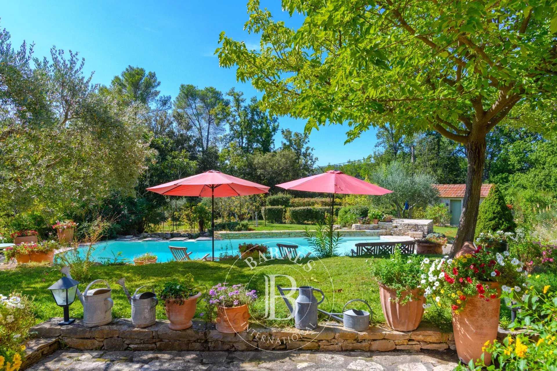 Mas Le Beausset  -  ref 86284008 (picture 1)