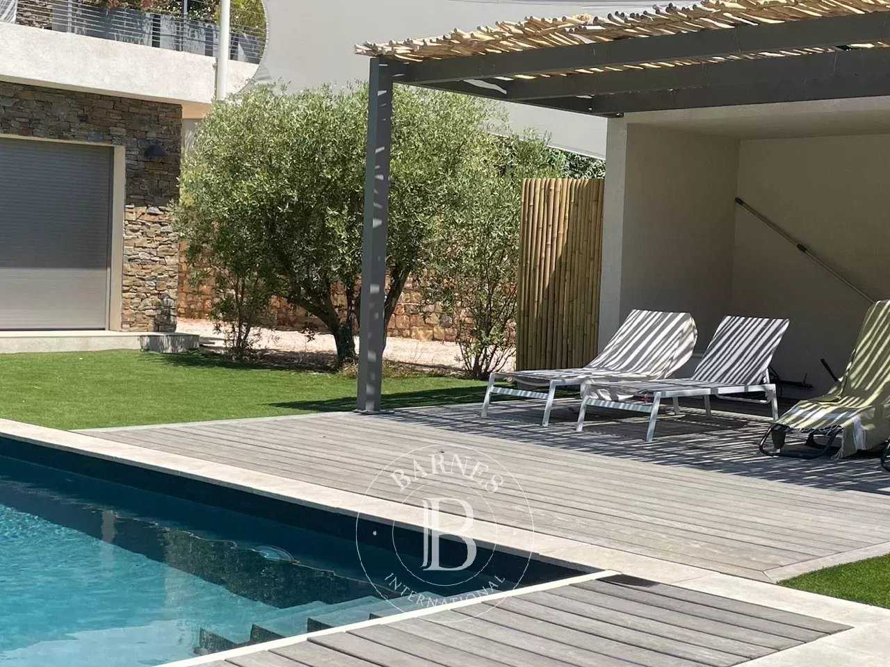 Villa Carqueiranne  -  ref 83574382 (picture 3)