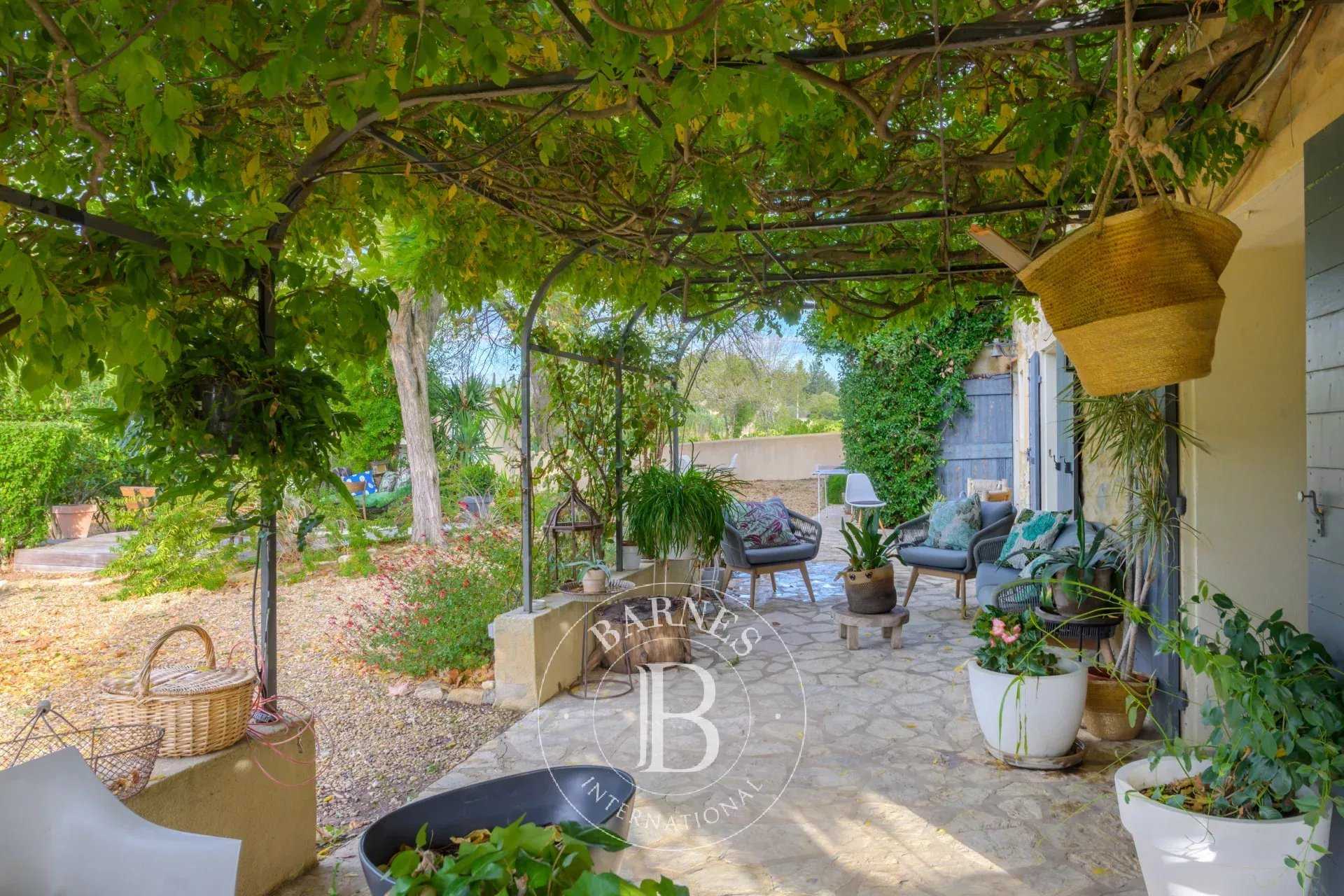 Maison Le Castellet  -  ref 2543266 (picture 1)