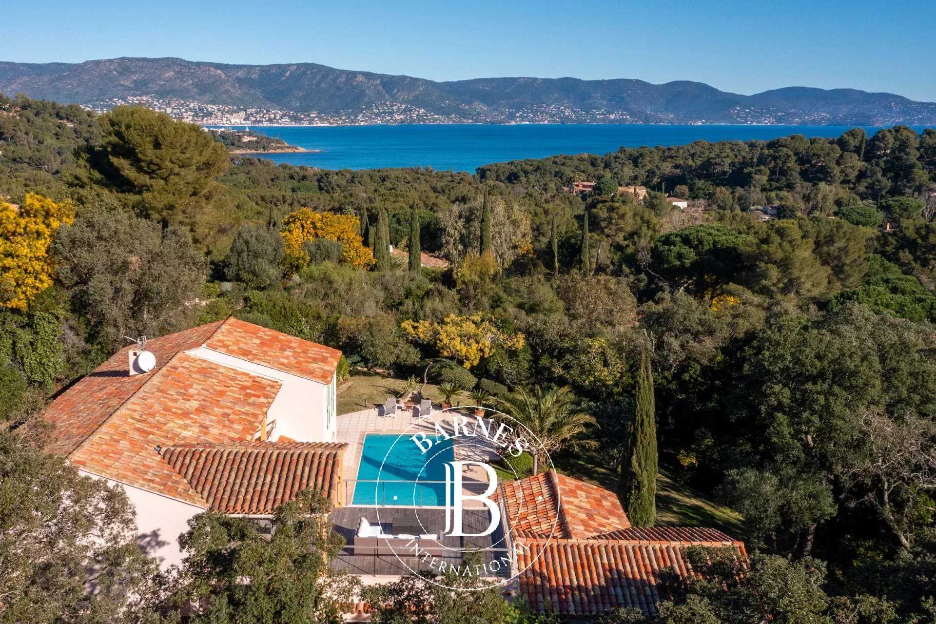 House Bormes-les-Mimosas  -  ref 86677527 (picture 2)