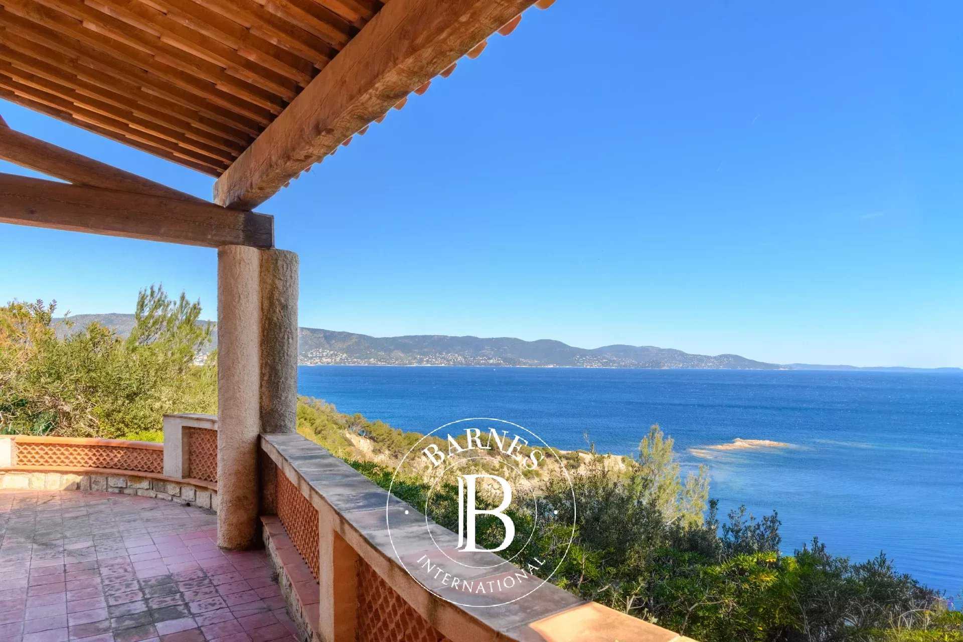 House Bormes-les-Mimosas  -  ref 86848054 (picture 1)