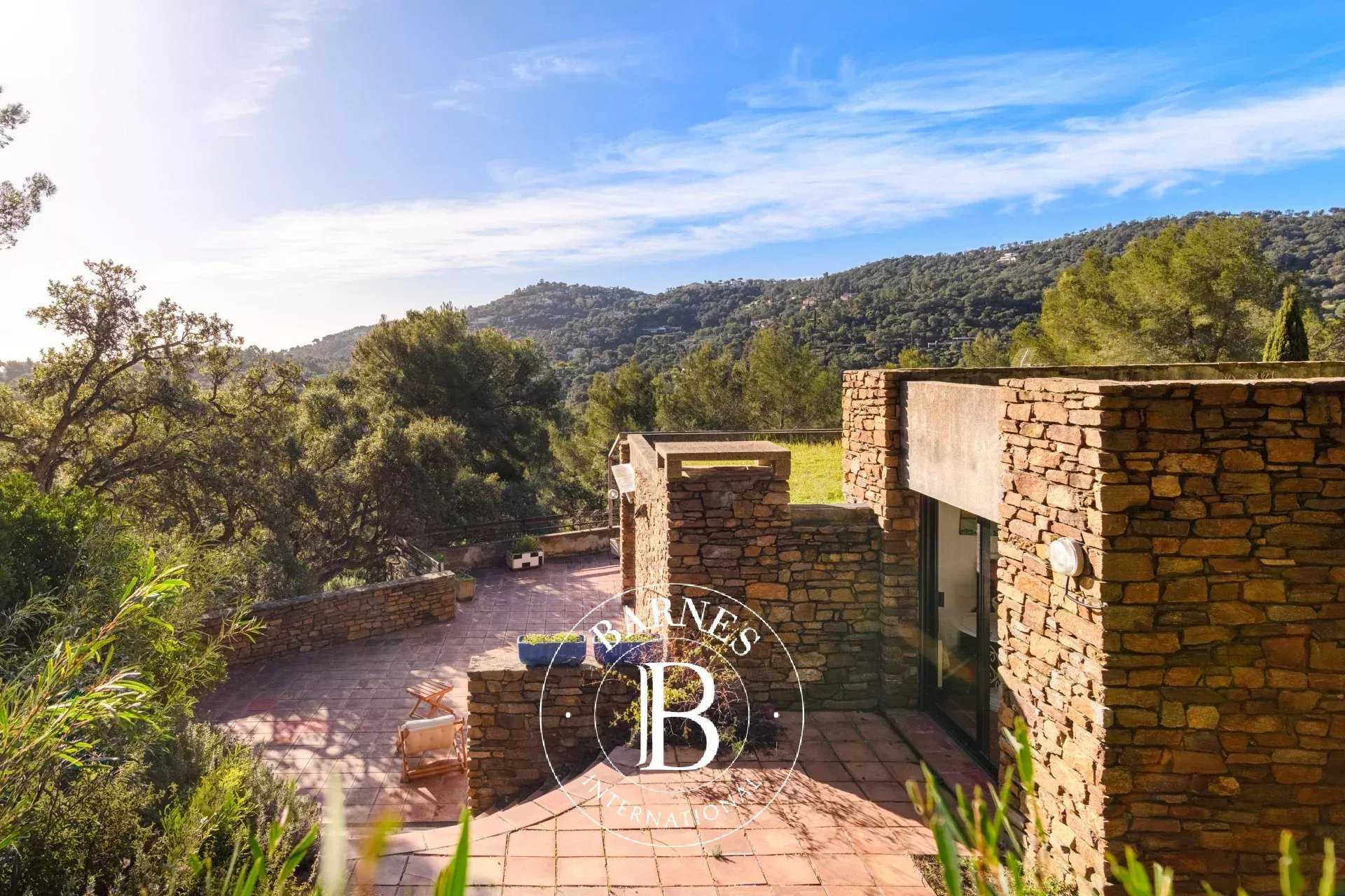 Villa Bormes-les-Mimosas  -  ref 86701625 (picture 1)