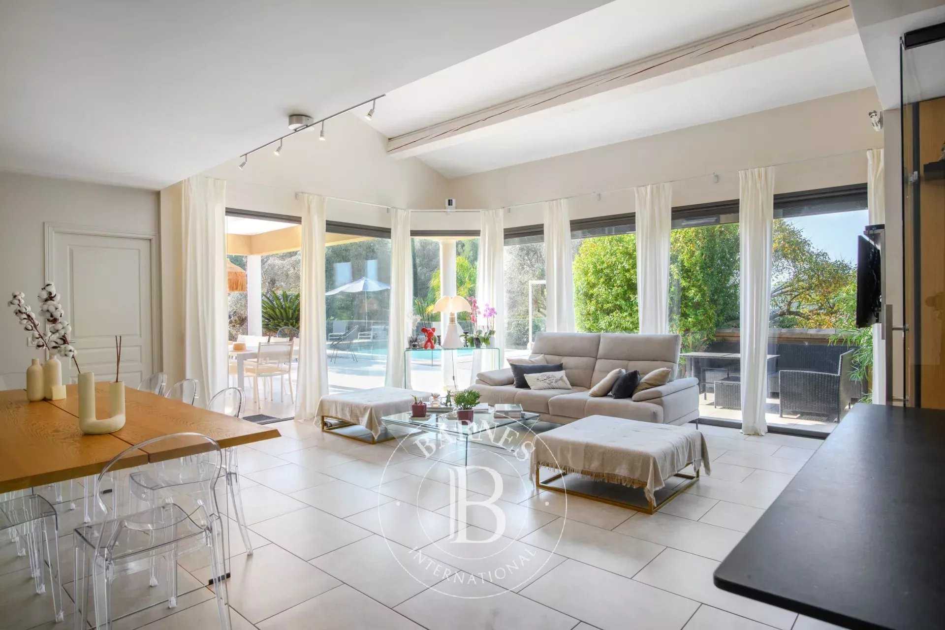 House Le Castellet  -  ref 86380541 (picture 2)