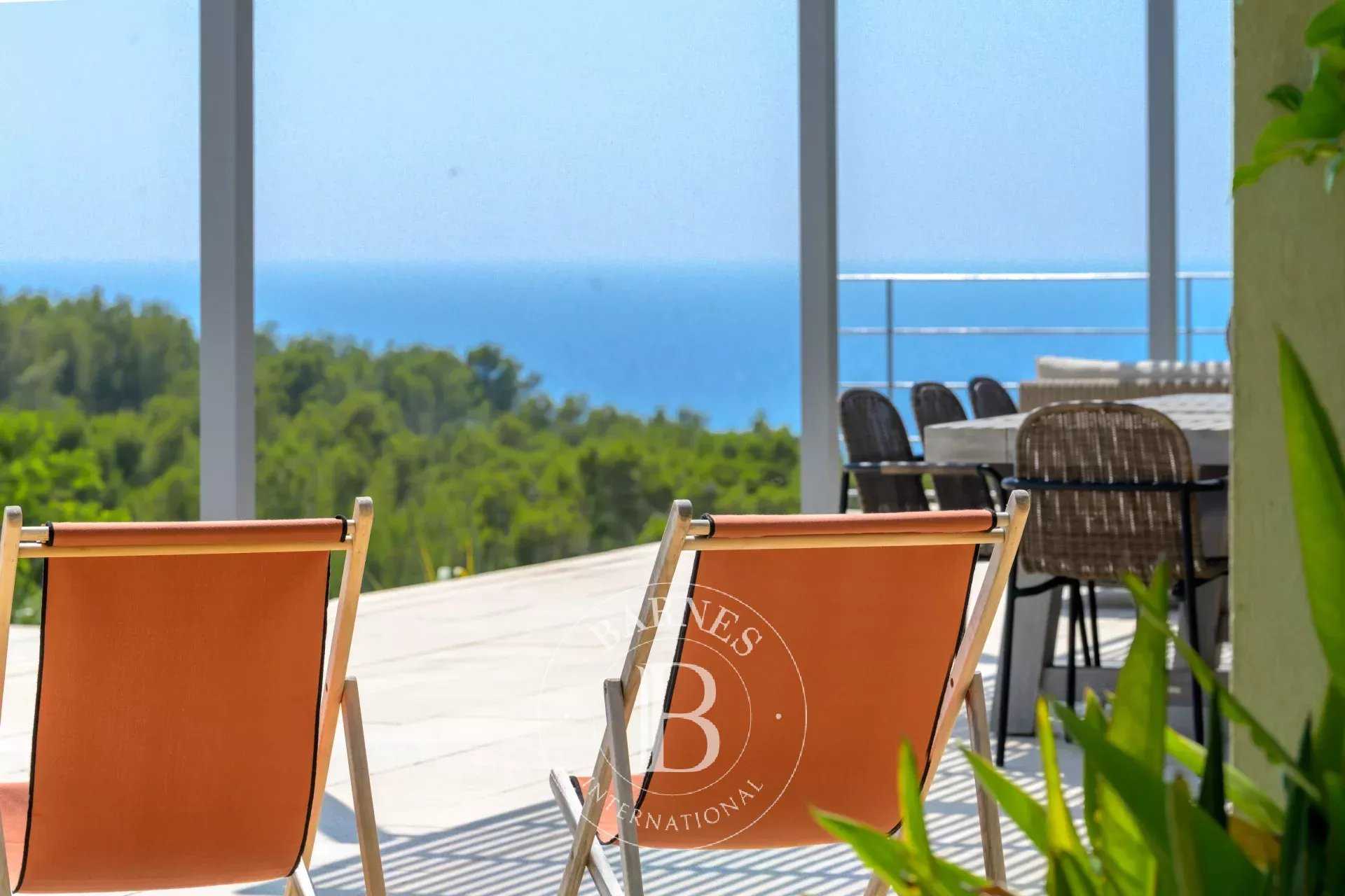Villa Saint-Cyr-sur-Mer  -  ref 86072952 (picture 1)