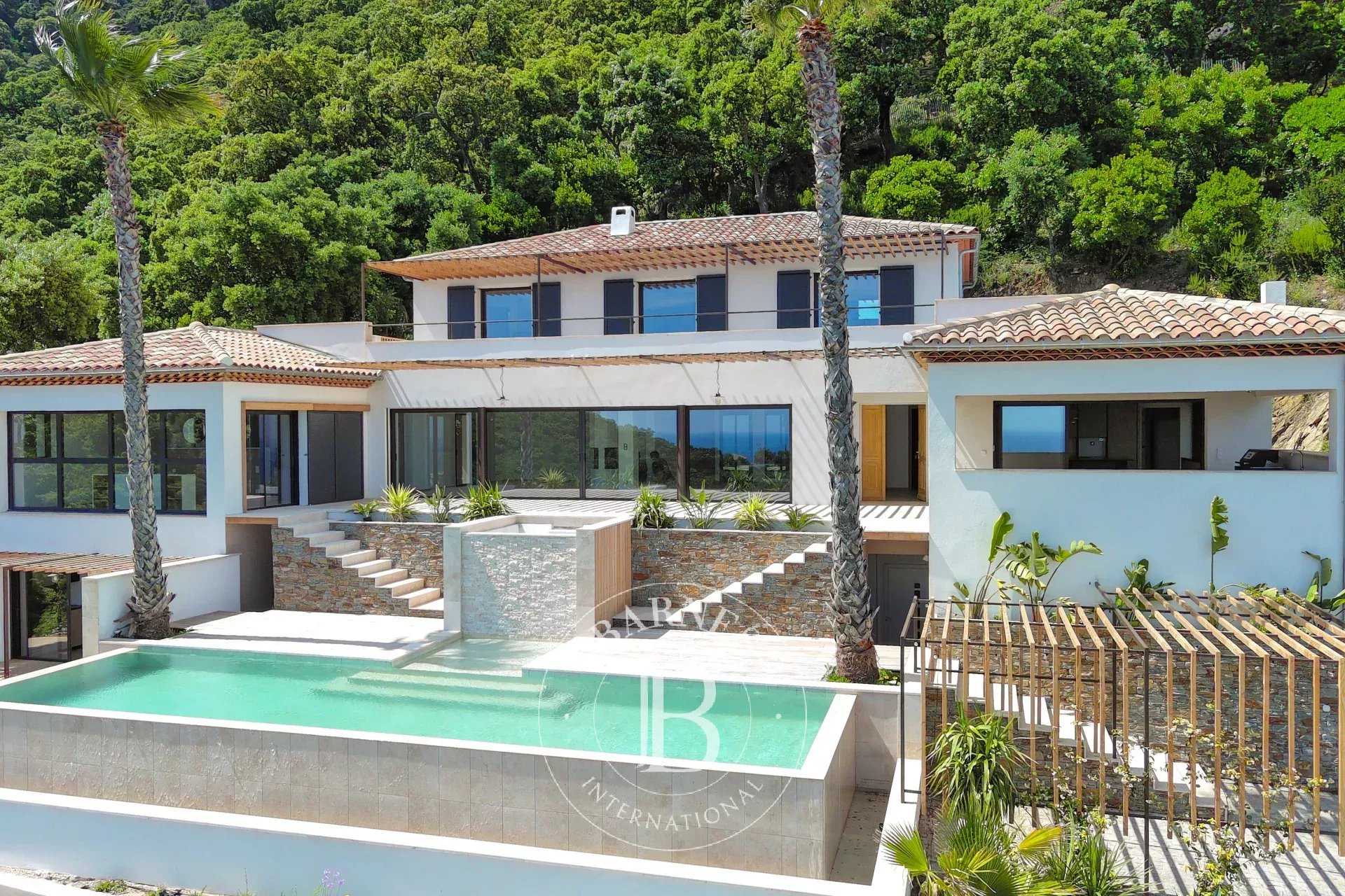 Villa Cavalaire-sur-Mer  -  ref 85799581 (picture 1)