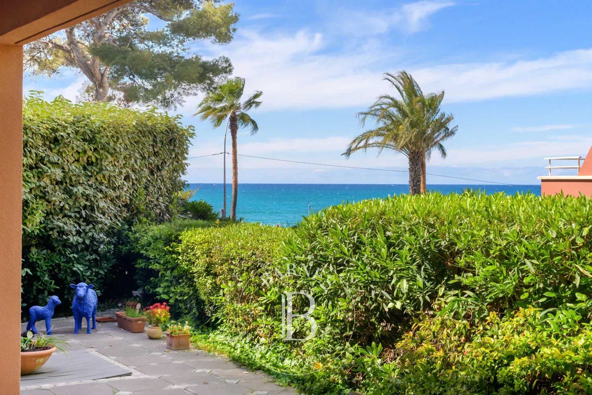 Appartement Sanary-sur-Mer  -  ref 85932017 (picture 2)
