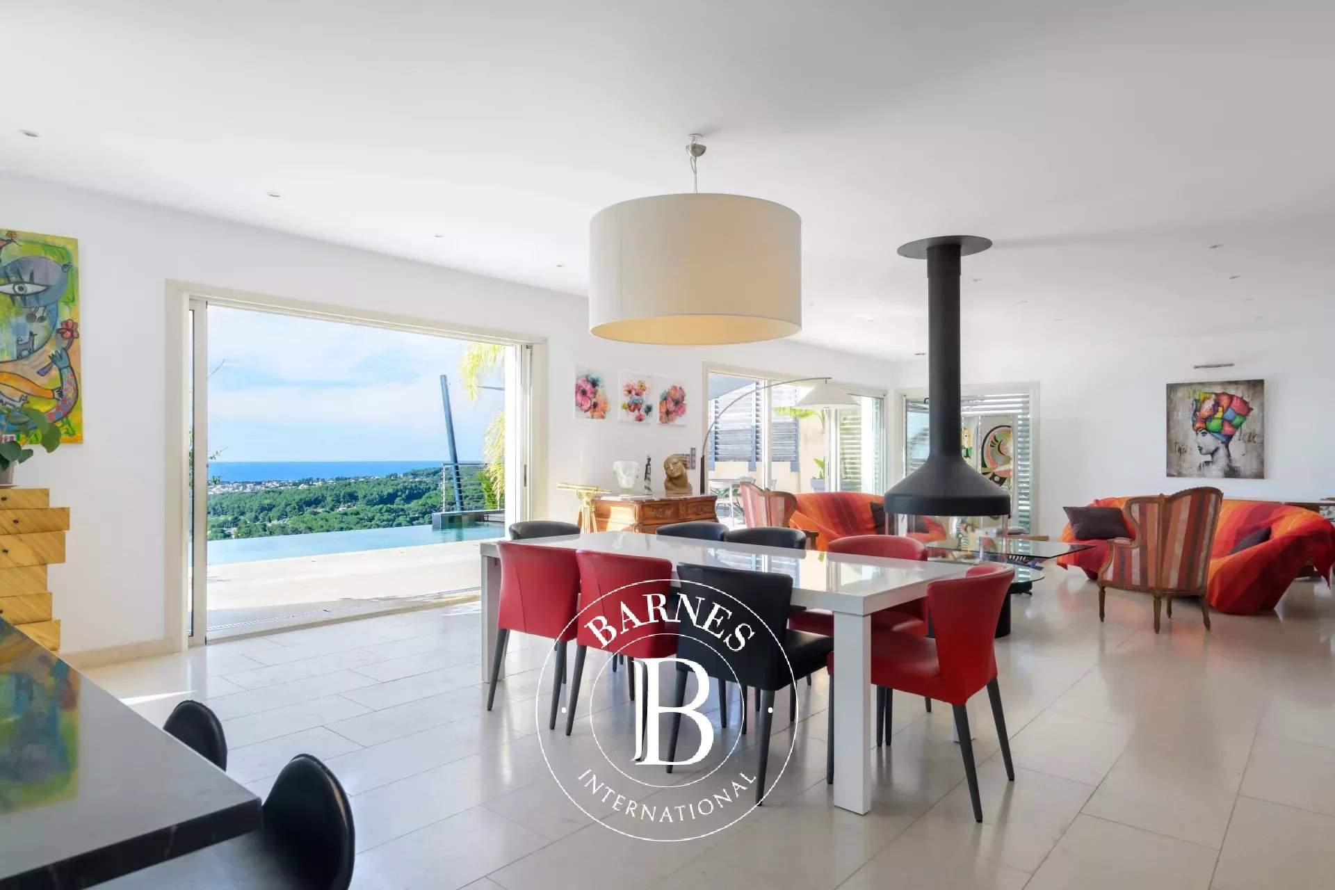 Sanary-sur-Mer  - Maison 8 Pi&egrave;ces 4 Chambres - picture 11