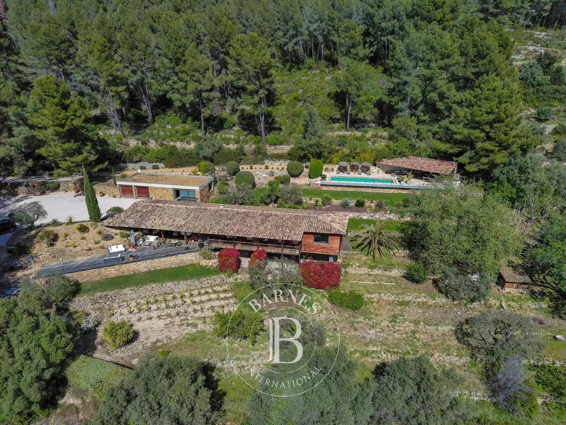 Évenos  - House 4 Bedrooms - picture 4