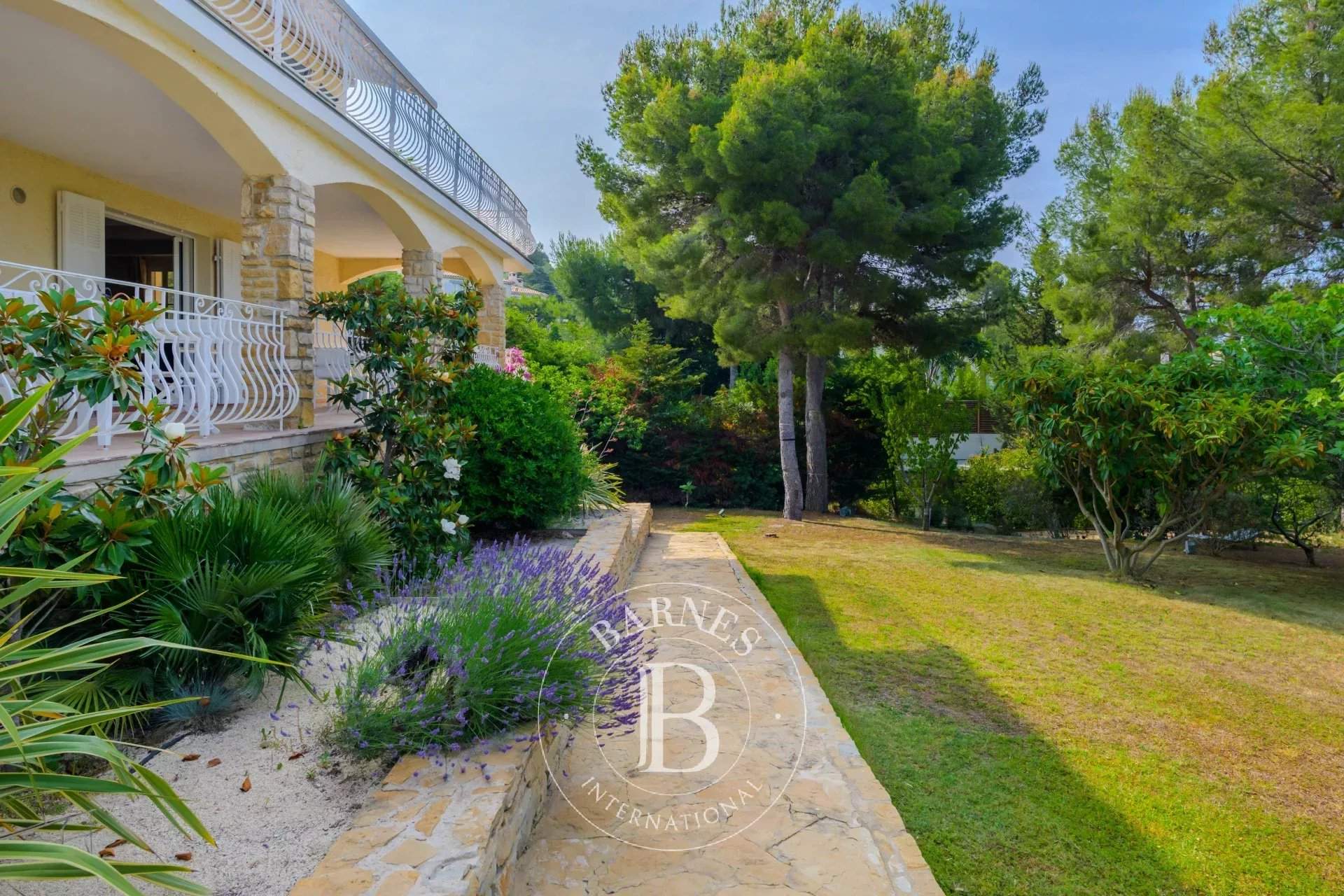 Saint-Cyr-sur-Mer  - Villa 7 Pièces - picture 3