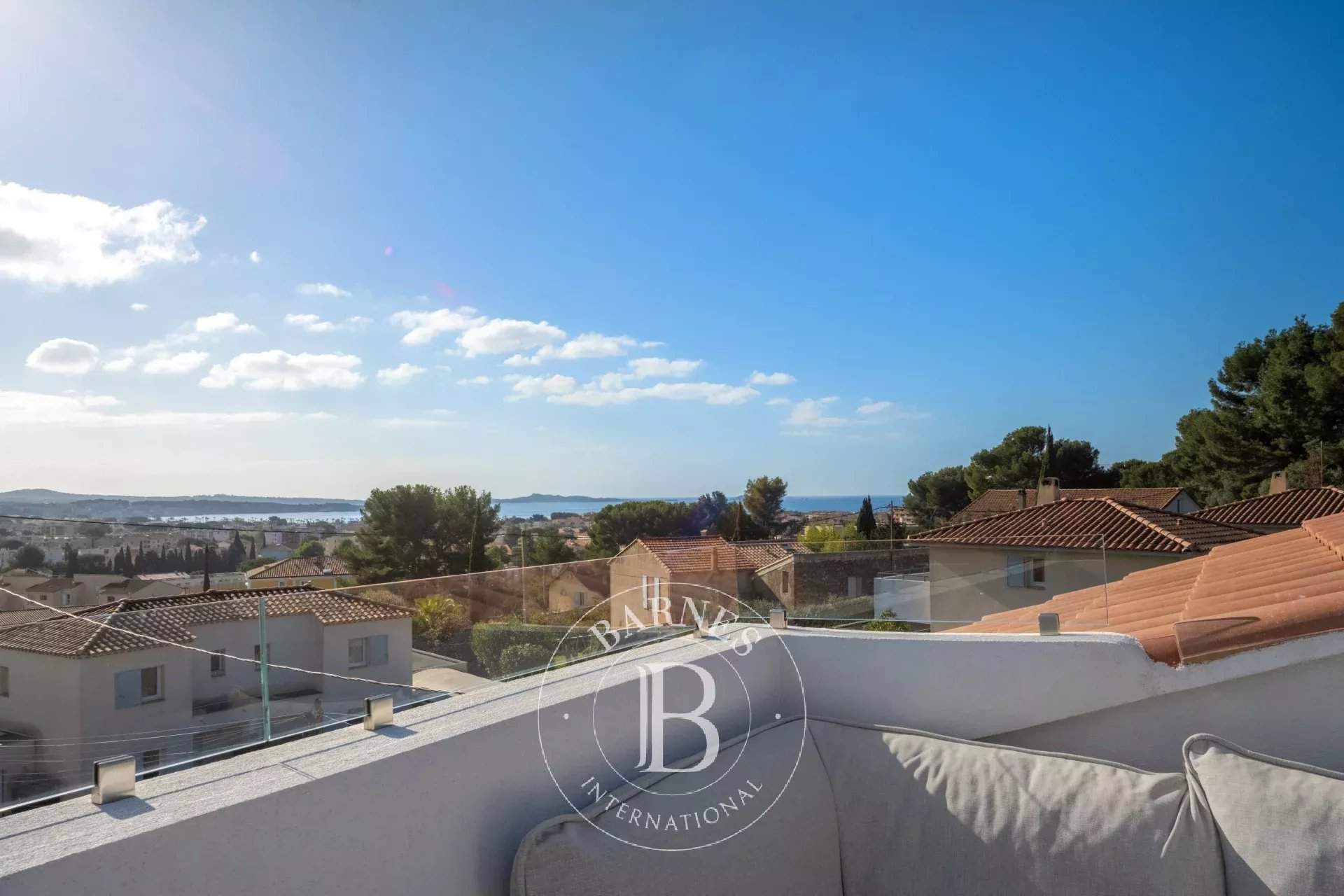 Sanary-sur-Mer  - Appartement 5 Pièces 4 Chambres - picture 2