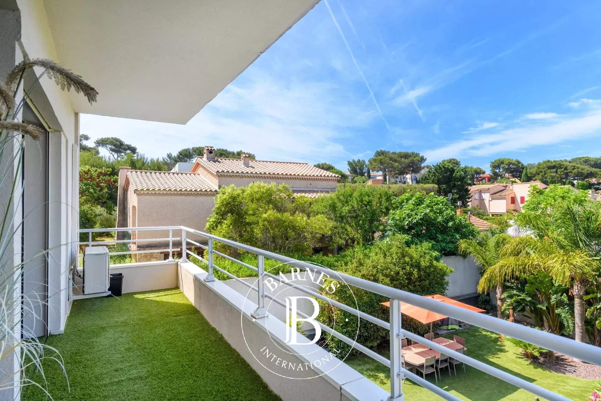 Sanary-sur-Mer  - Appartement 3 Pi&egrave;ces 3 Chambres - picture 12