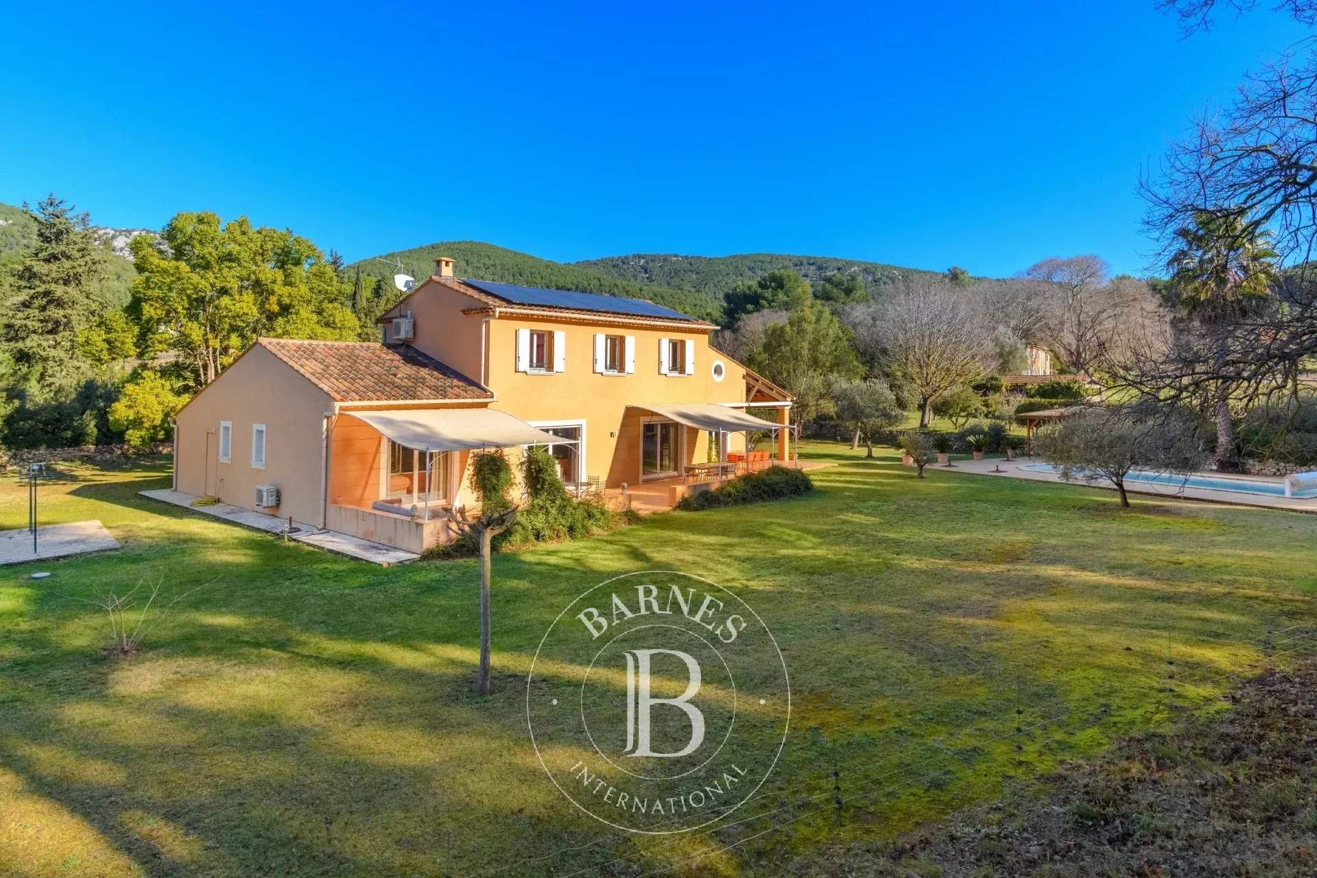 Sanary-sur-Mer  - Villa 5 Pi&egrave;ces 4 Chambres - picture 5