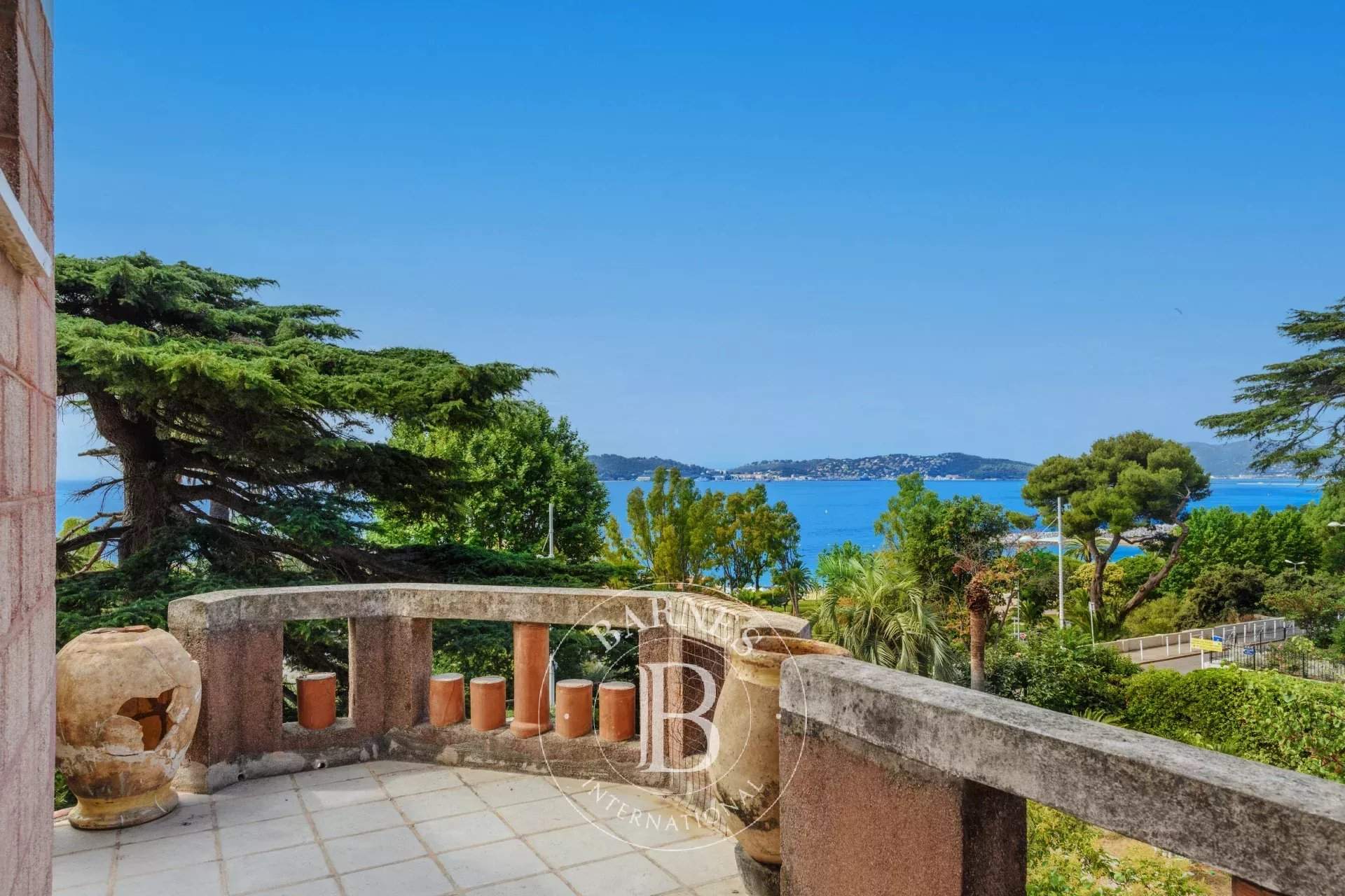 Toulon  - Maison 15 Pièces 11 Chambres - picture 2