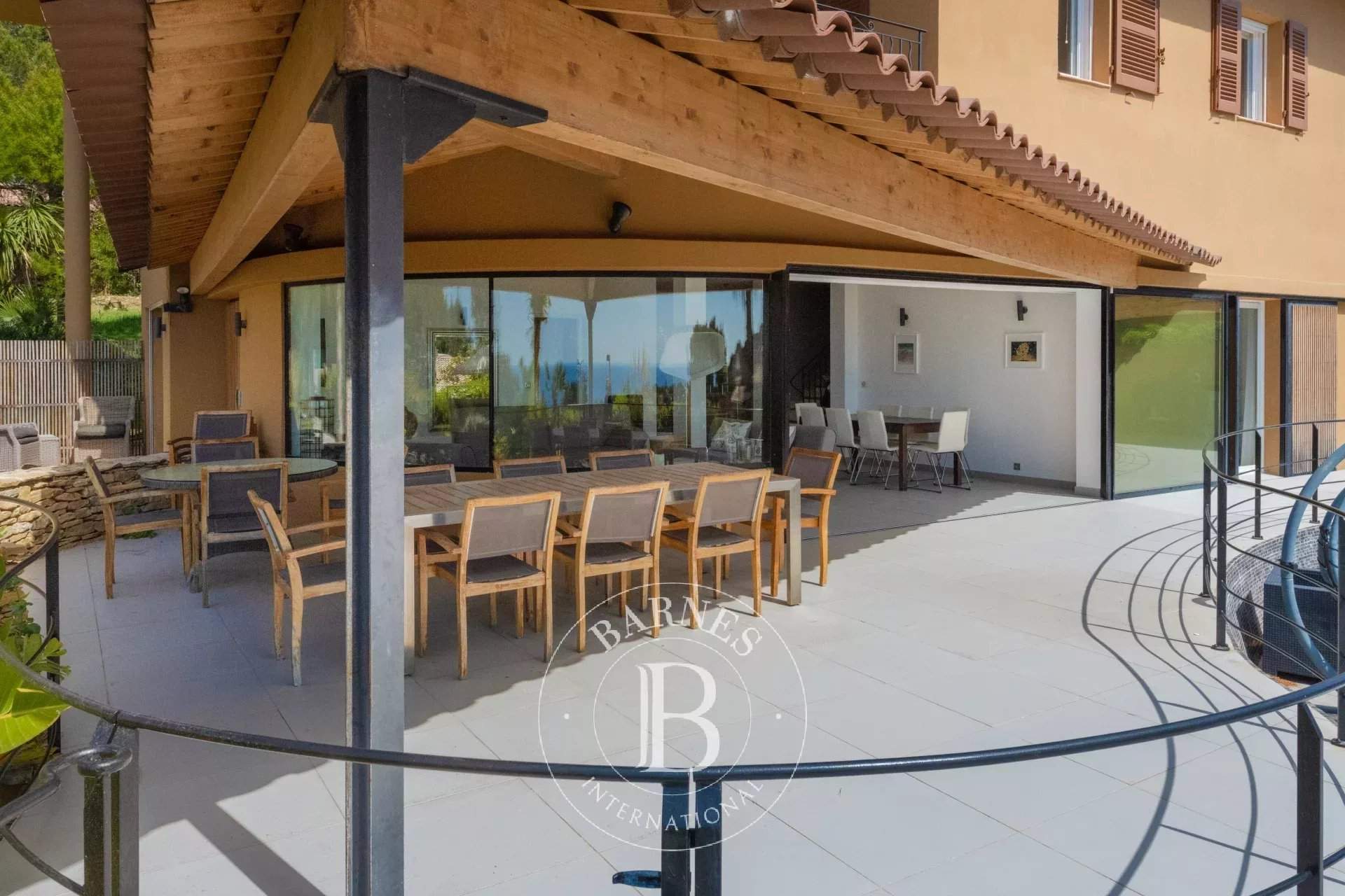 Saint-Cyr-sur-Mer  - Villa 8 Bedrooms - picture 16