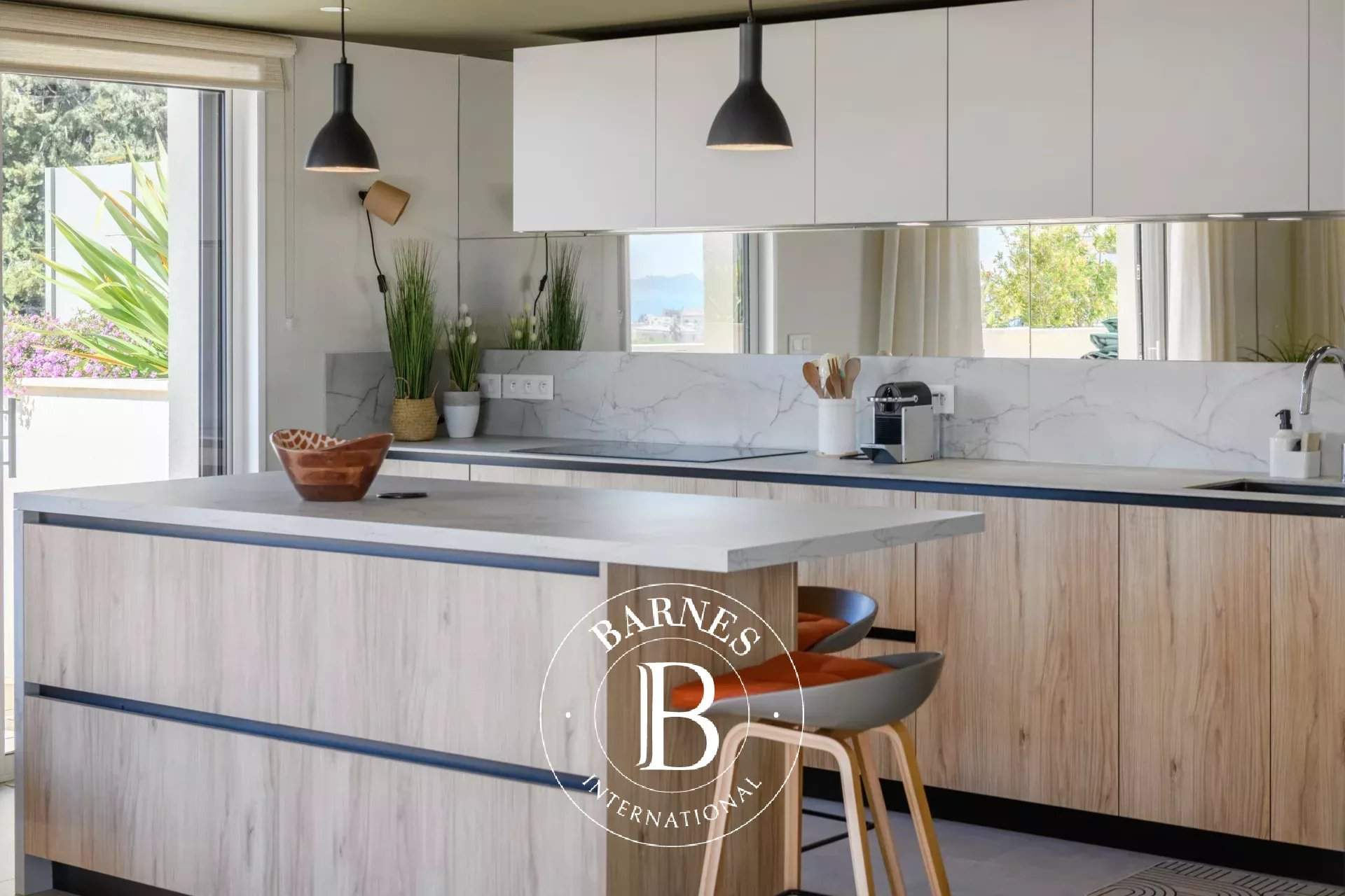 Sanary-sur-Mer  - Appartement 4 Pi&egrave;ces 3 Chambres - picture 4