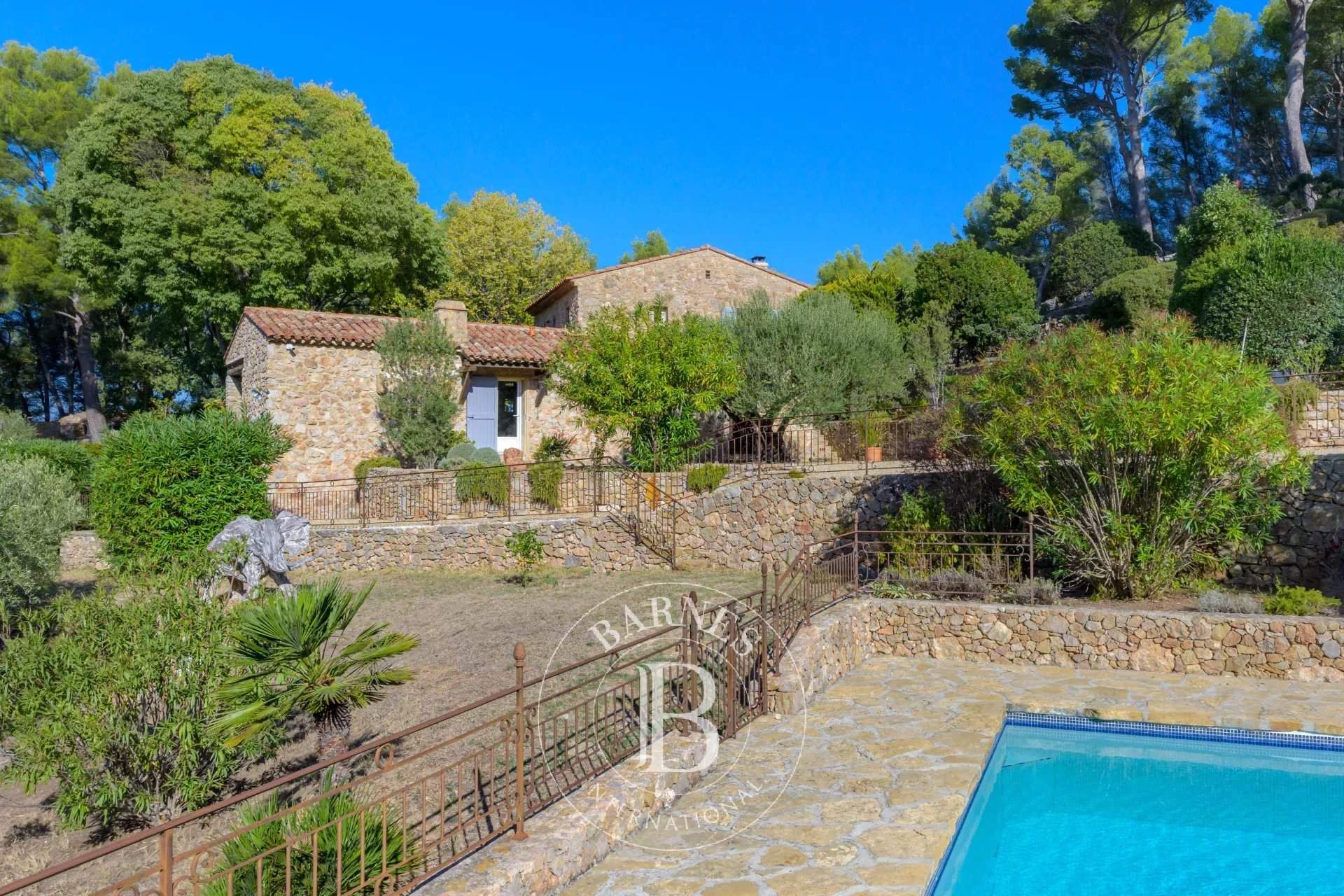 Le Beausset  - Mas 4 Bedrooms - picture 1