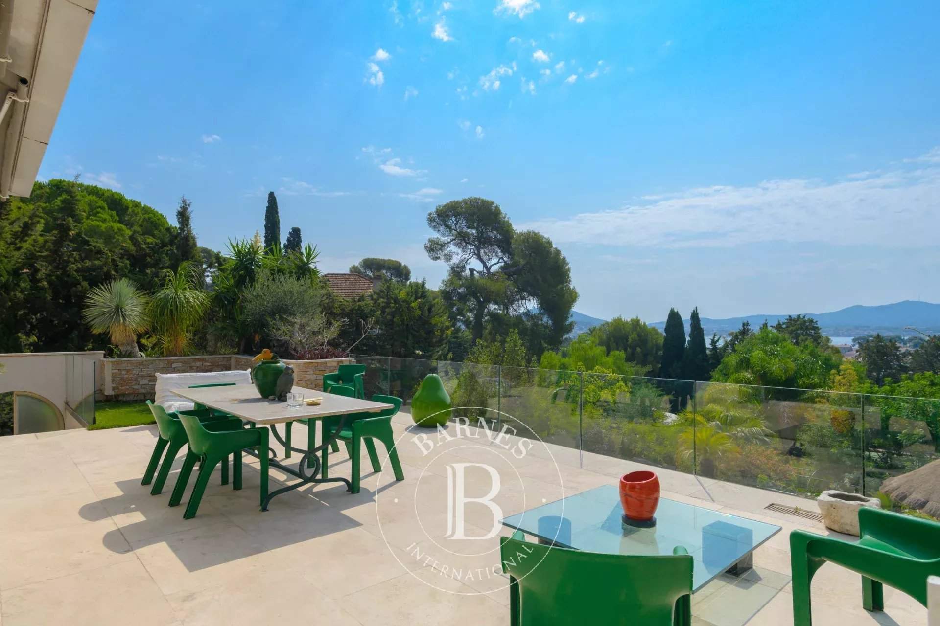 Sanary-sur-Mer  - House 4 Bedrooms - picture 10