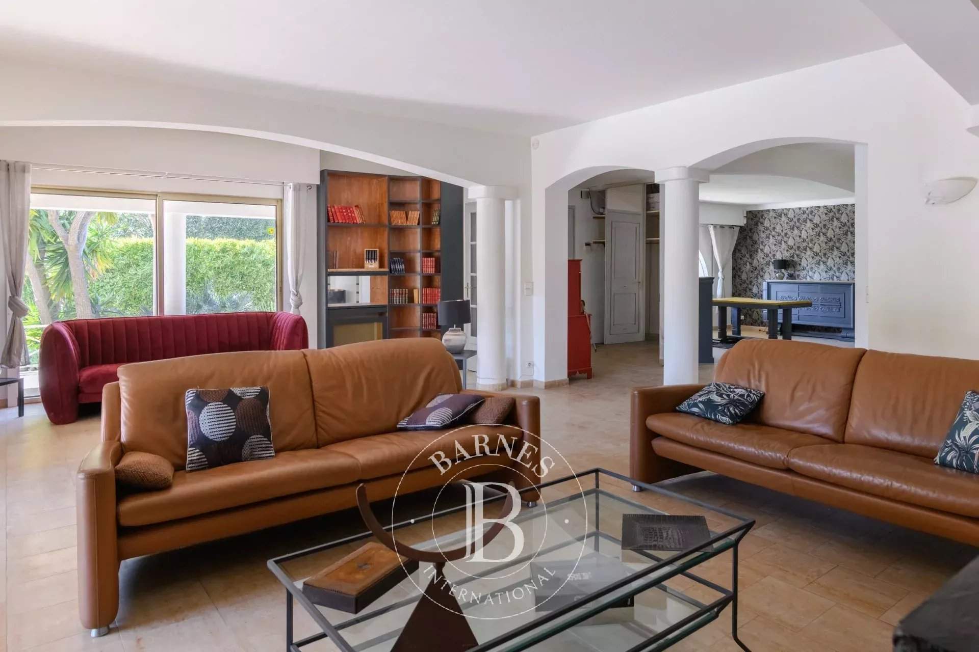 Six-Fours-les-Plages  - Villa 5 Pi&egrave;ces 3 Chambres - picture 5