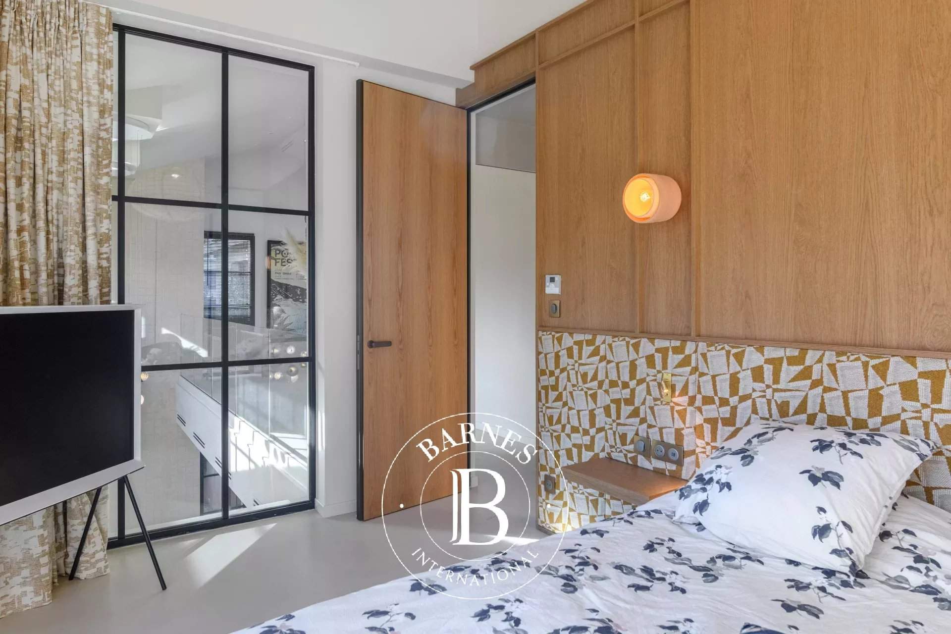 Sanary-sur-Mer  - Loft 7 Pi&egrave;ces 4 Chambres - picture 11