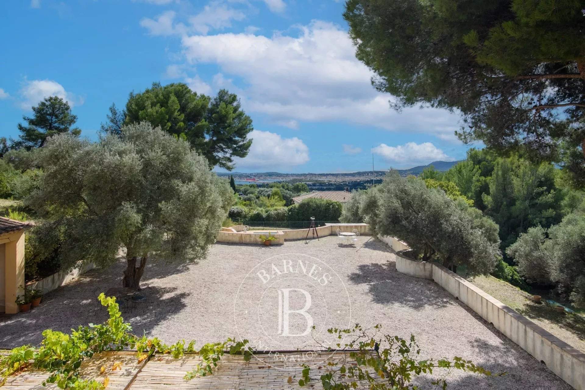 Ollioules  - Maison 10 Pi&egrave;ces 5 Chambres - picture 20