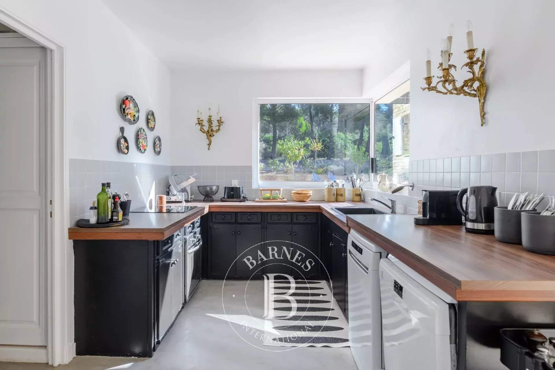 Saint-Cyr-sur-Mer  - House 5 Bedrooms - picture 8