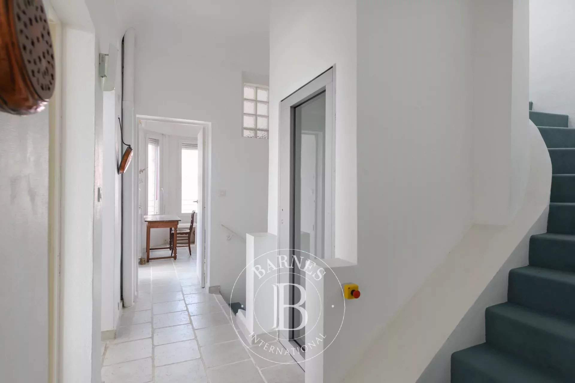 Toulon  - Maison 15 Pièces 11 Chambres - picture 11