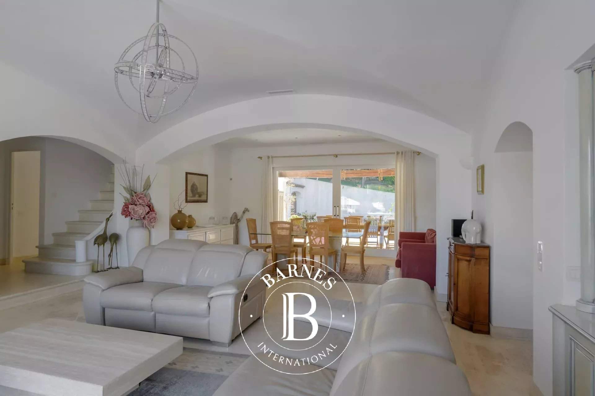 Sanary-sur-Mer  - Maison 5 Pi&egrave;ces 4 Chambres - picture 6