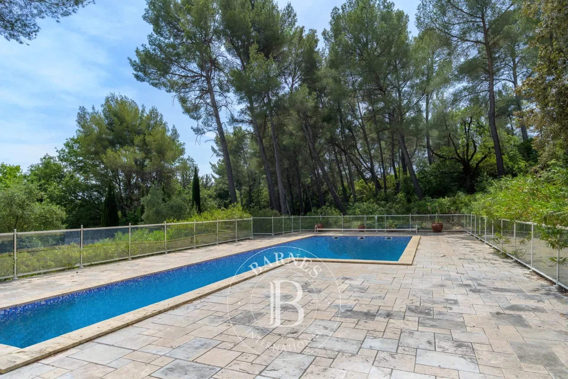 Le Castellet  - Property 5 Bedrooms - picture 17