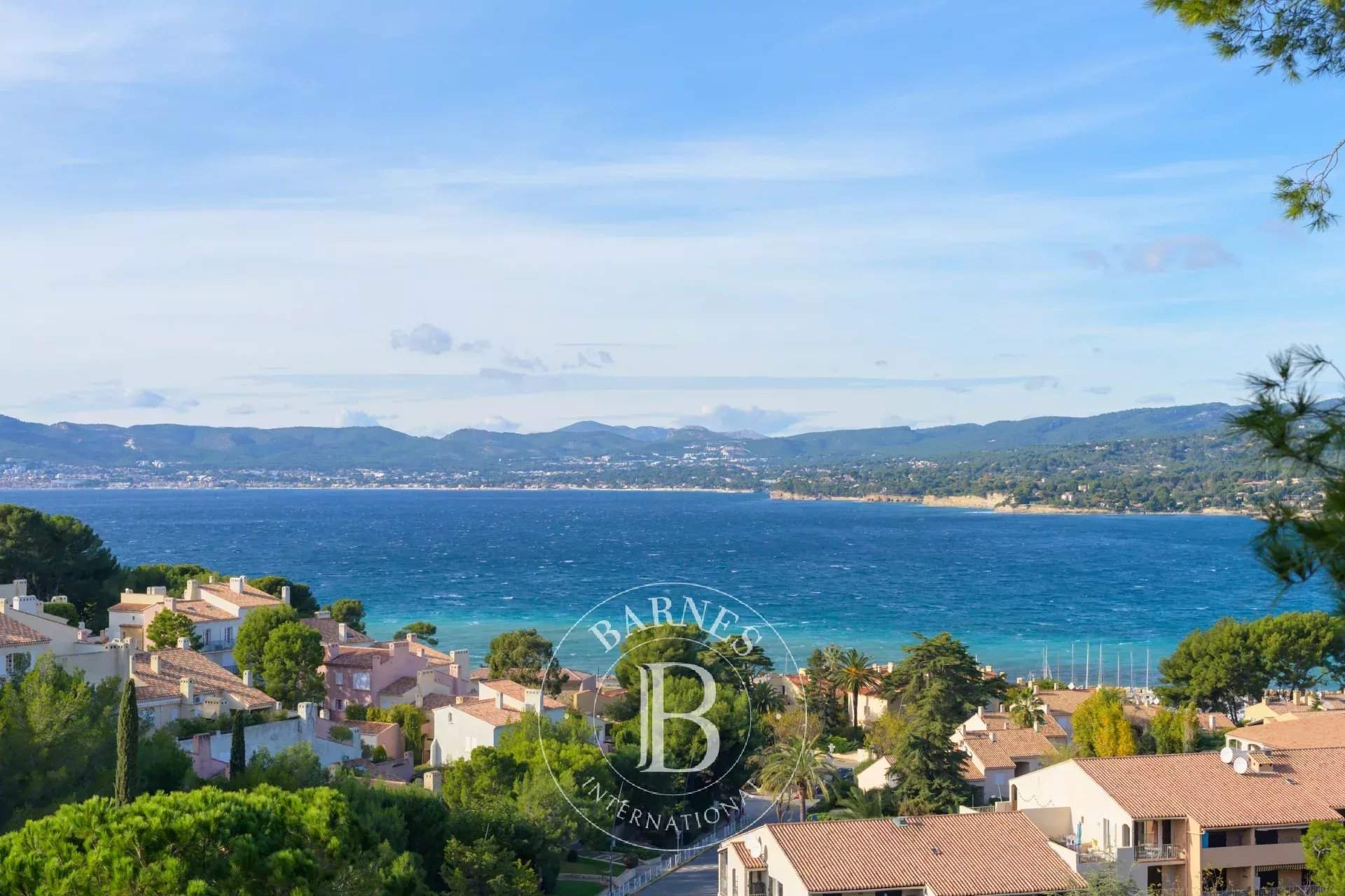 Saint-Cyr-sur-Mer  - Villa 5 Bedrooms - picture 3