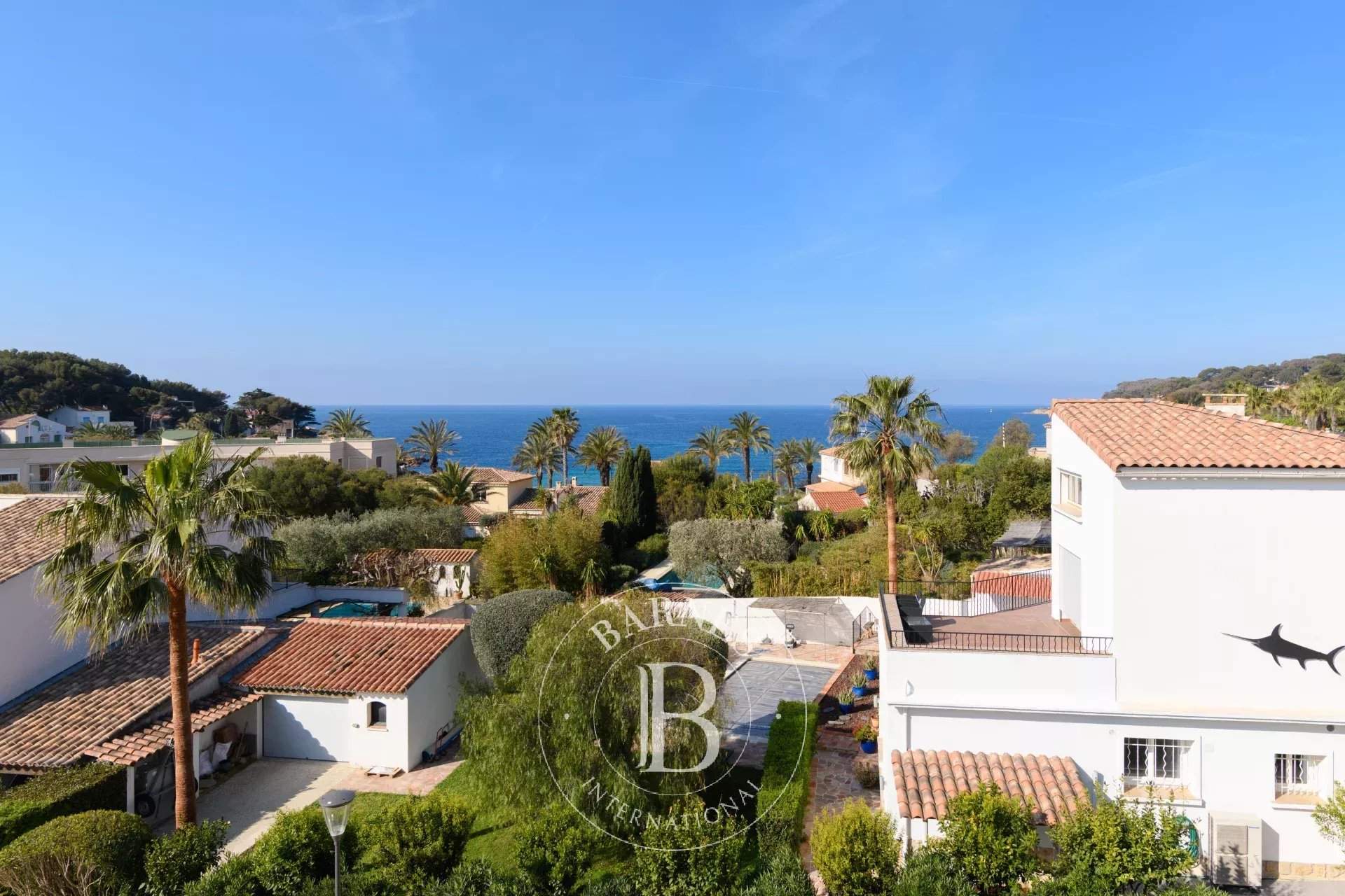 Sanary-sur-Mer  - Appartement 5 Pi&egrave;ces 4 Chambres - picture 17