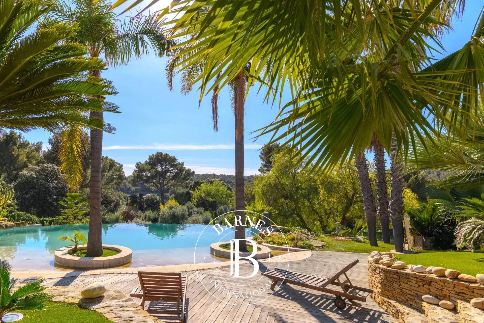 Sanary-sur-Mer  - Villa 7 Pi&egrave;ces 4 Chambres - picture 19