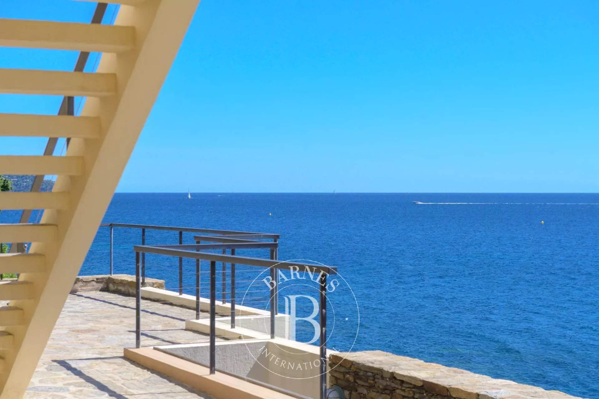 Le Lavandou  - Villa  - picture 2