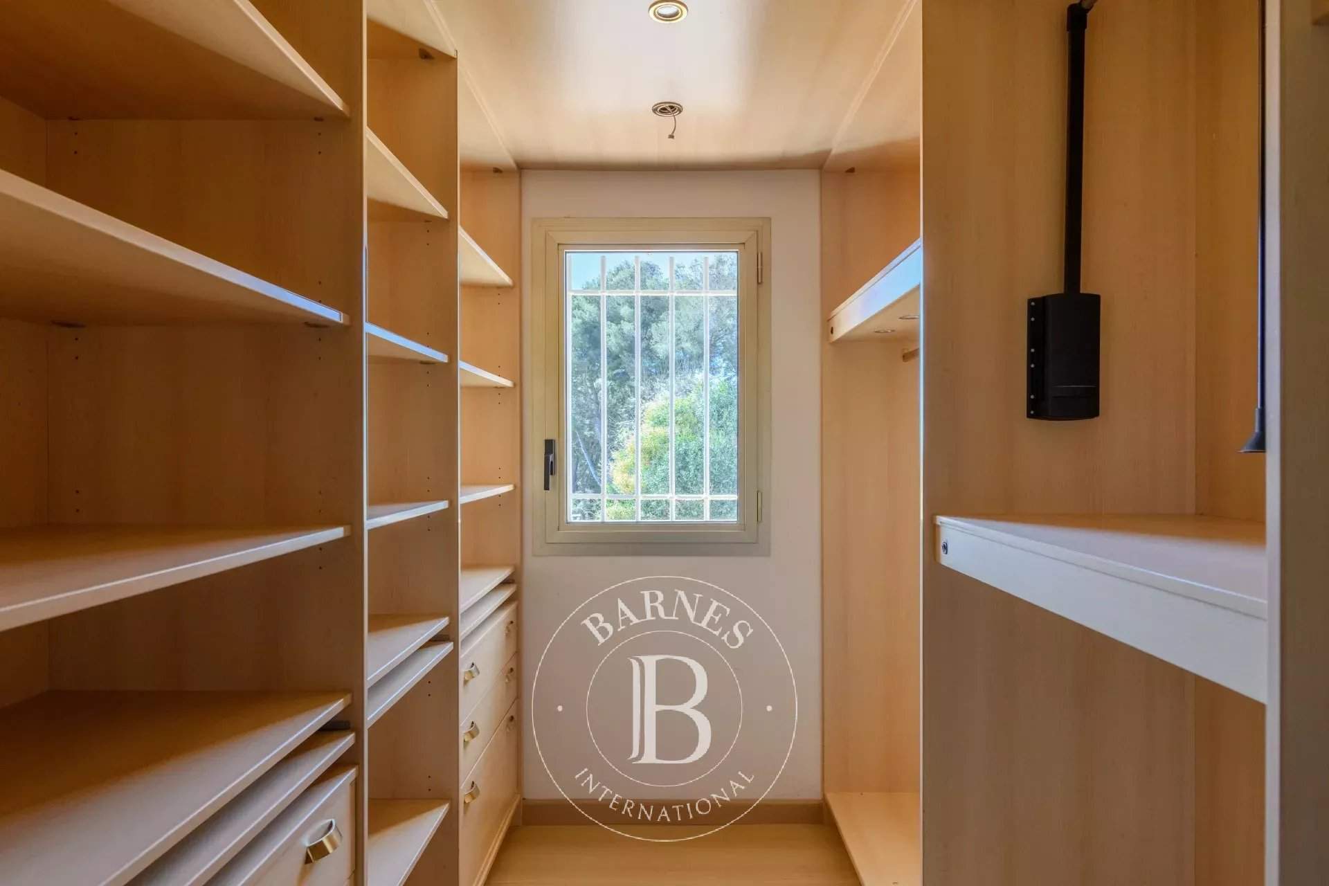 Six-Fours-les-Plages  - Villa 5 Pi&egrave;ces 3 Chambres - picture 13