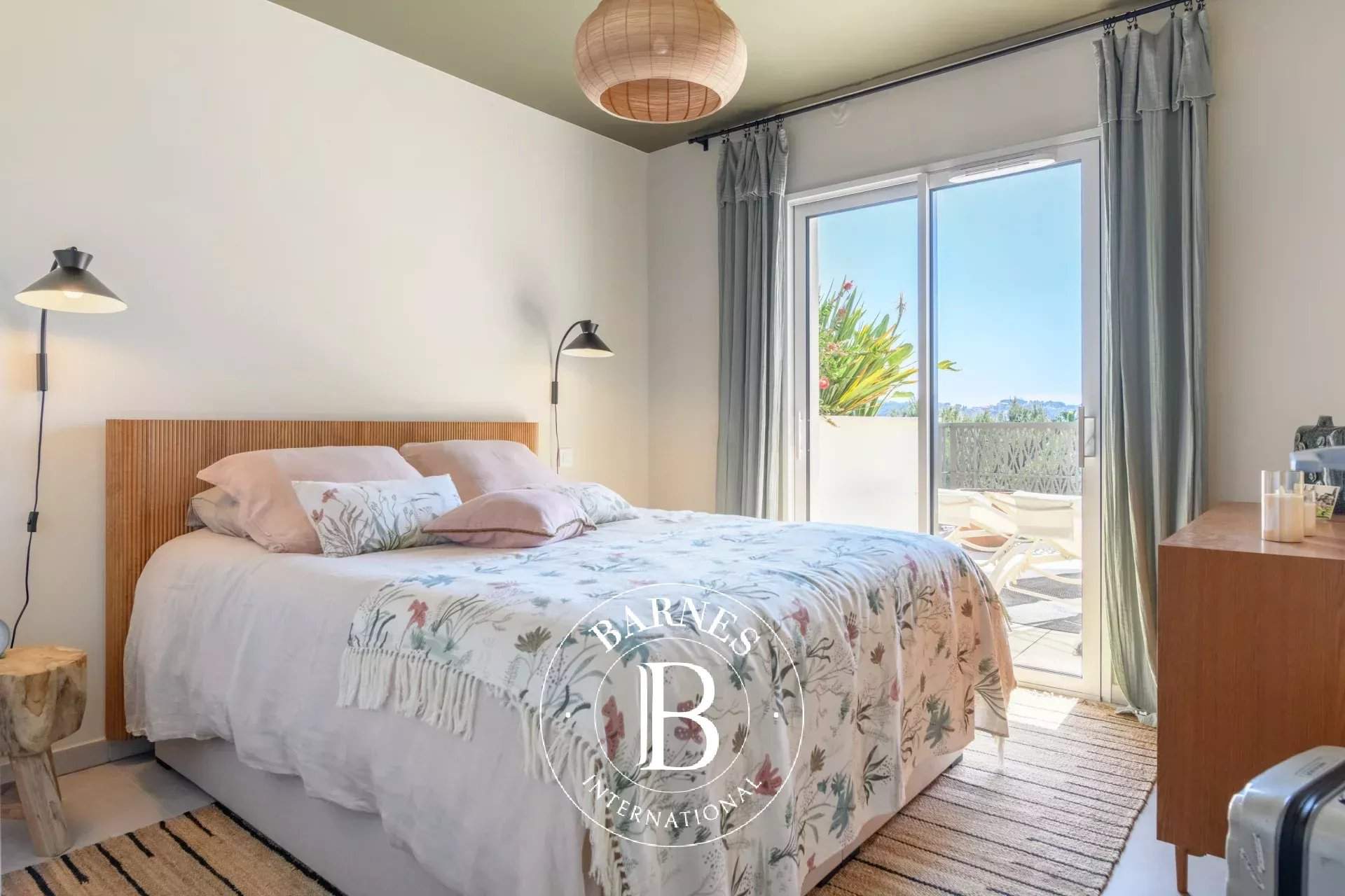 Sanary-sur-Mer  - Appartement 4 Pi&egrave;ces 3 Chambres - picture 13