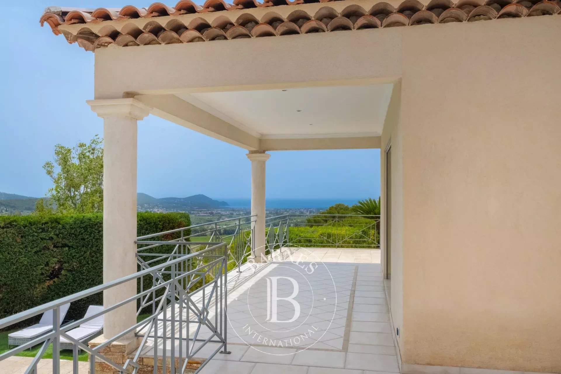 La Cadière-d'Azur  - Villa 8 Pièces 4 Chambres - picture 5