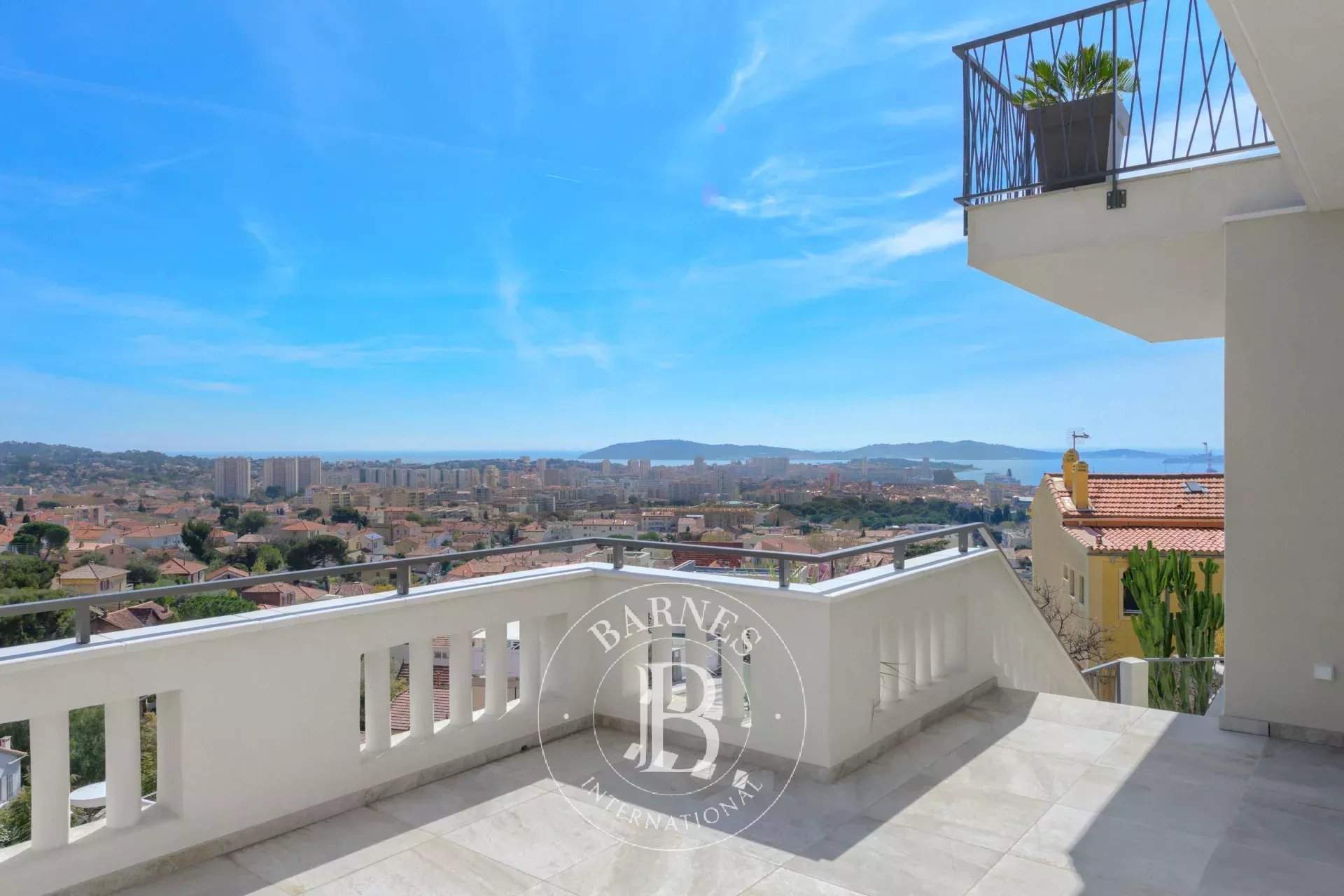 Toulon  - Villa 4 Bedrooms - picture 10