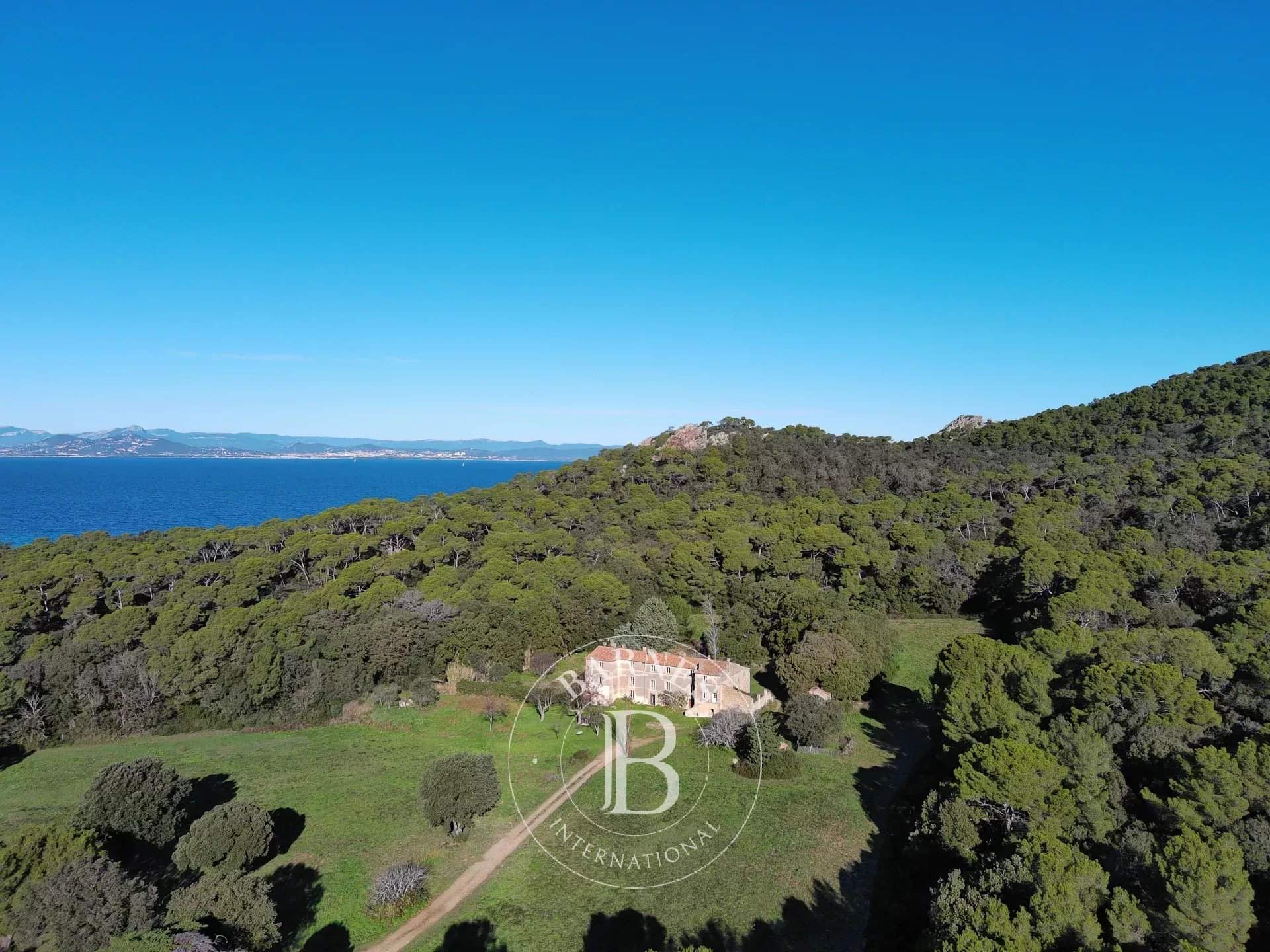 Porquerolles  - Propriété  - picture 1