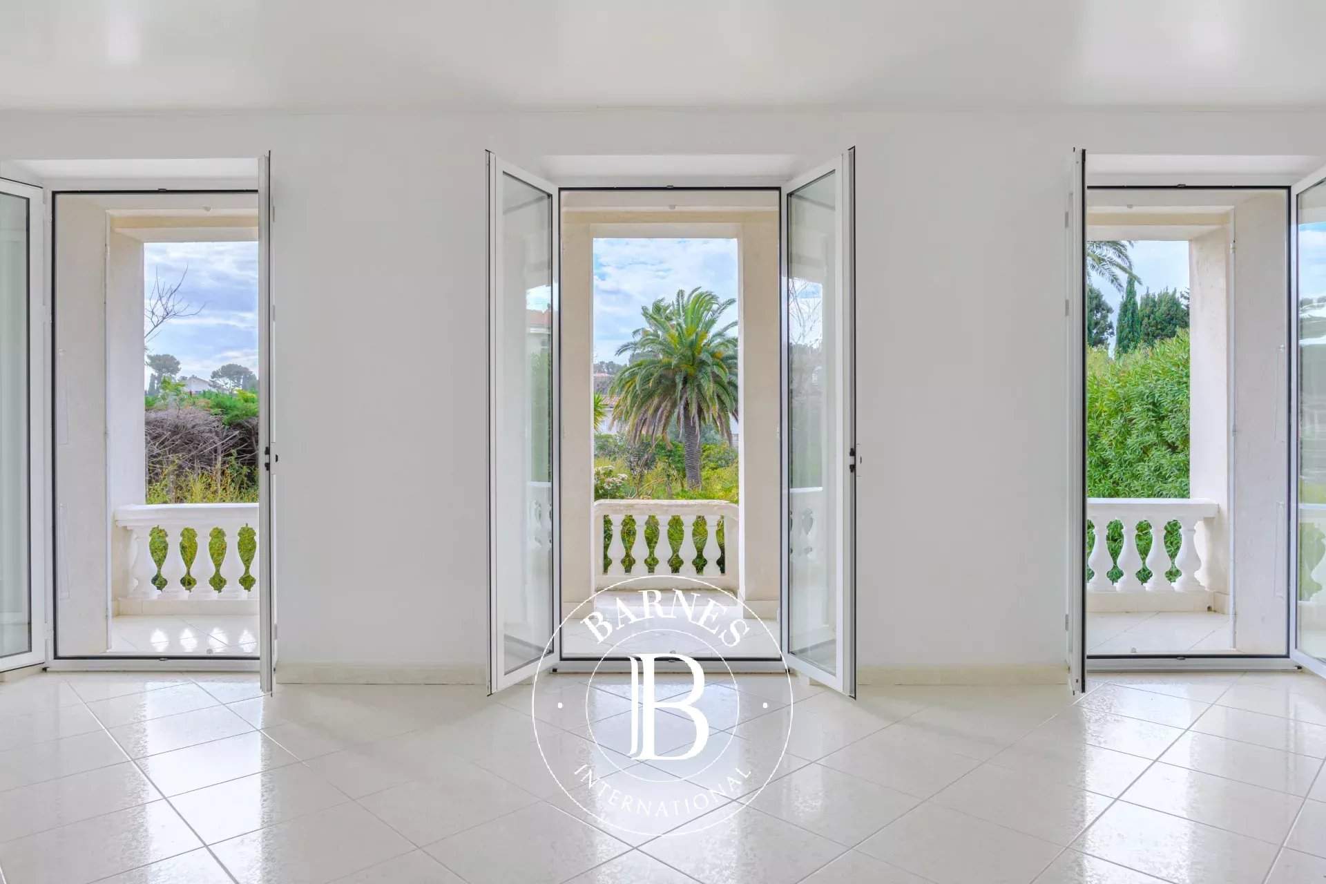 Sanary-sur-Mer  - Maison 6 Pi&egrave;ces 4 Chambres - picture 17